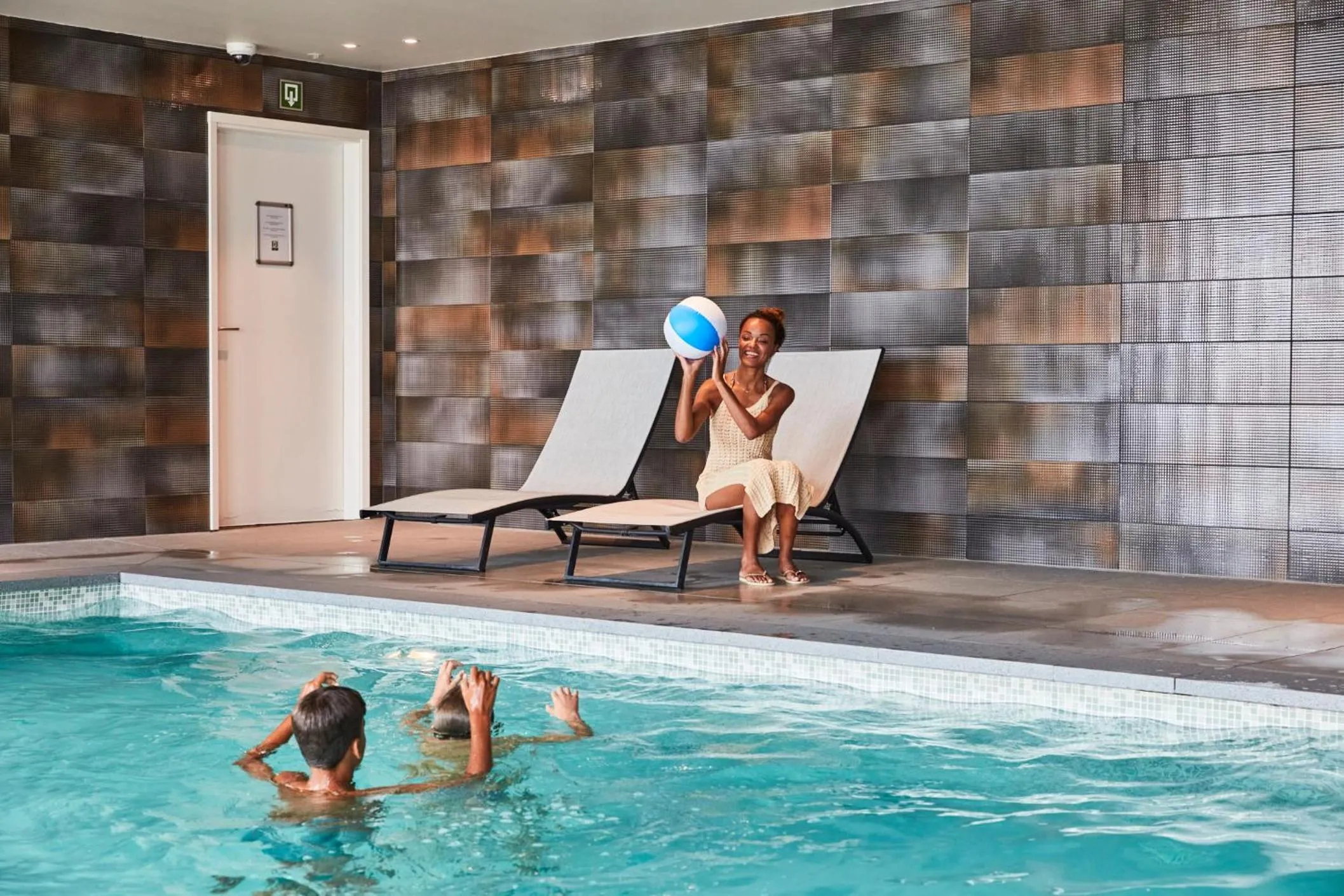 Swimming pool in Holiday Suites Zeebrugge