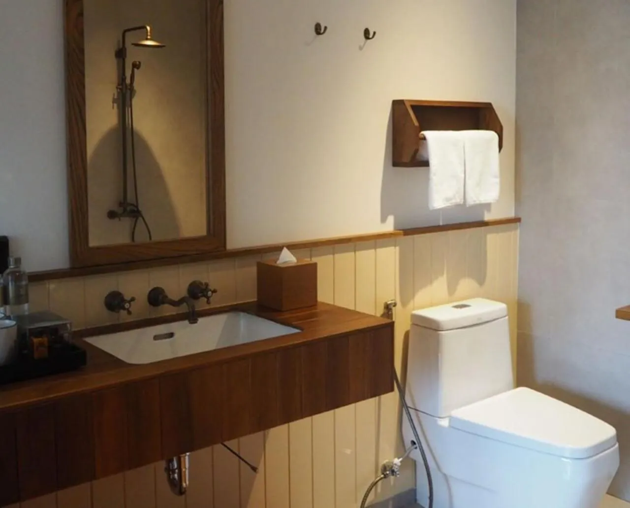 Bathroom in Chann Bangkok Noi