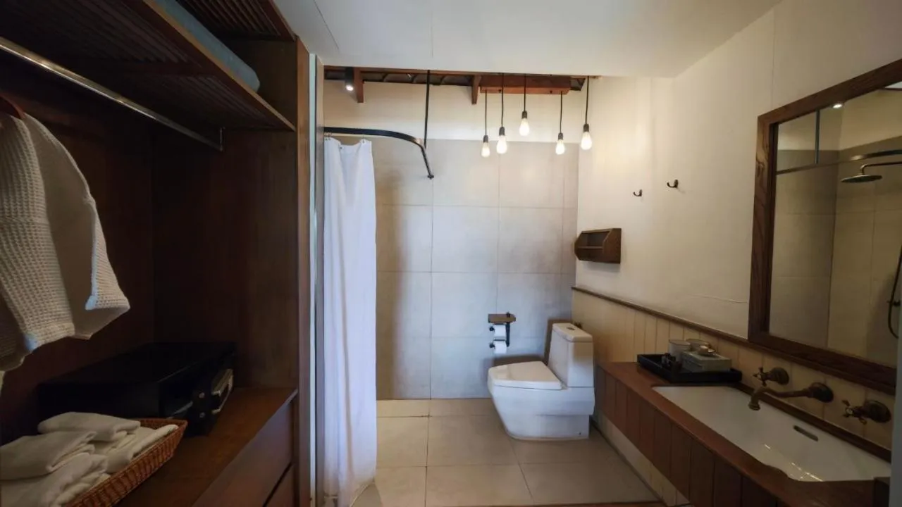 Bathroom in Chann Bangkok Noi