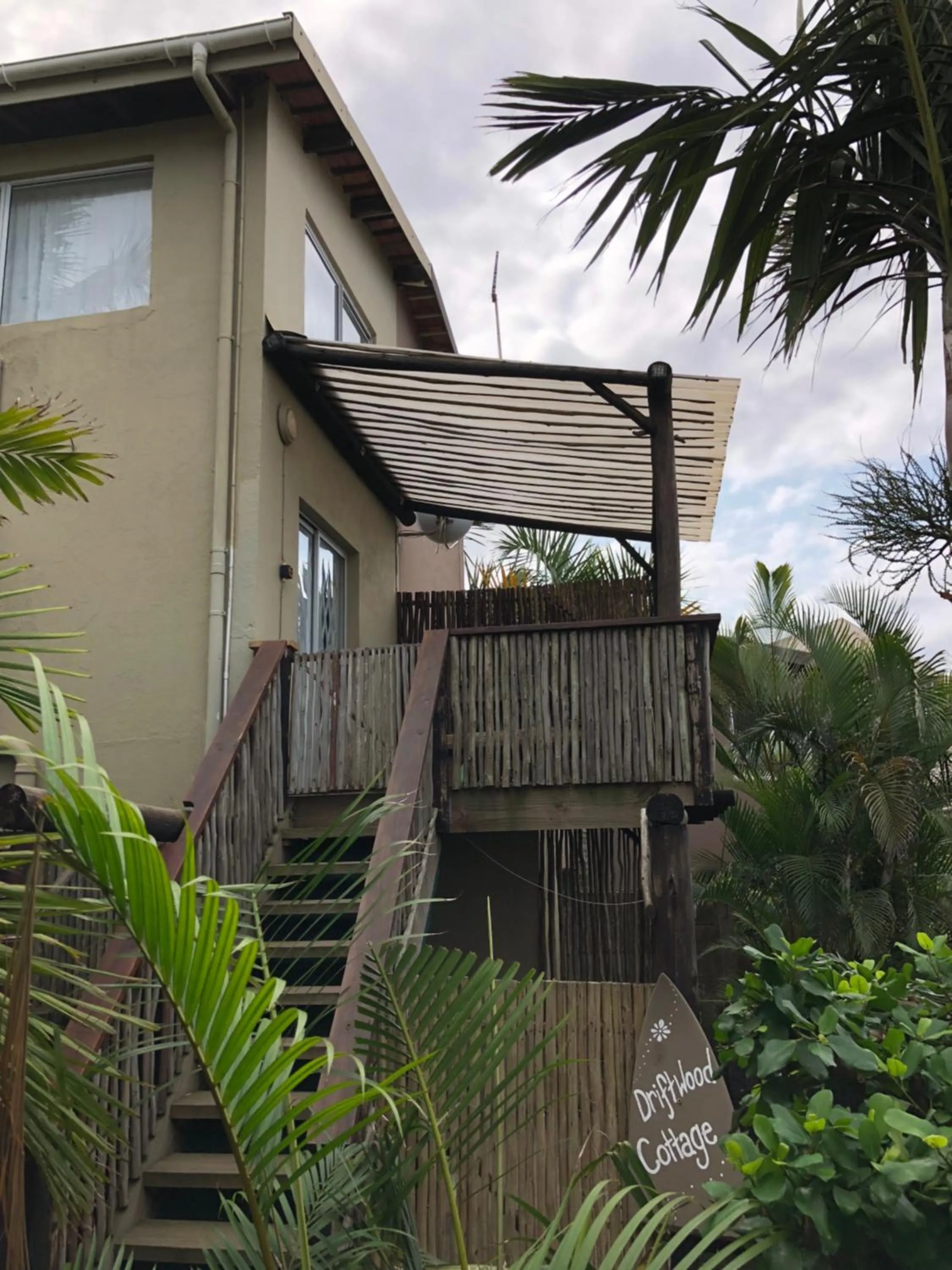 Ansteys Beach Self Catering Apartments