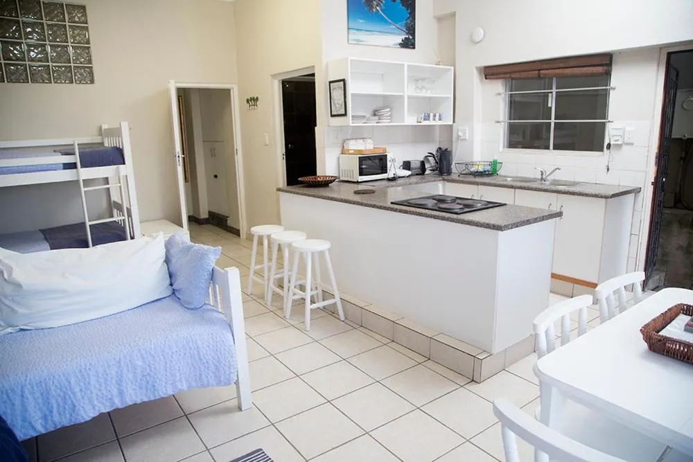 Ansteys Beach Self Catering Apartments