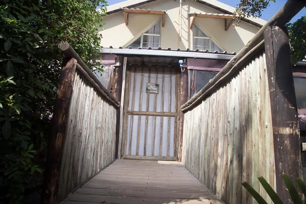 Ansteys Beach Self Catering Apartments