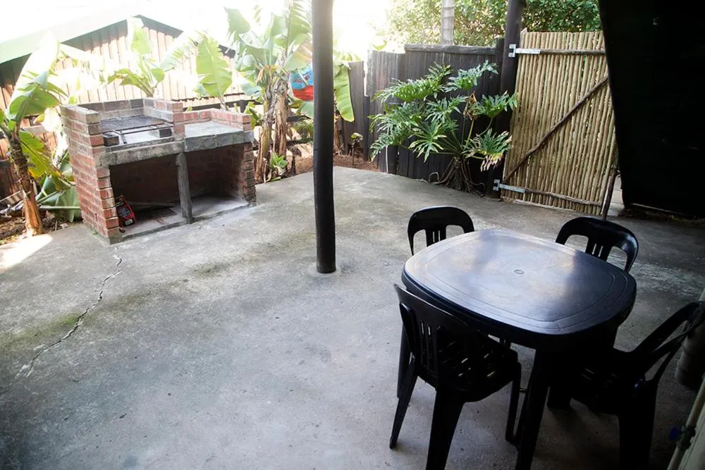 Ansteys Beach Self Catering Apartments