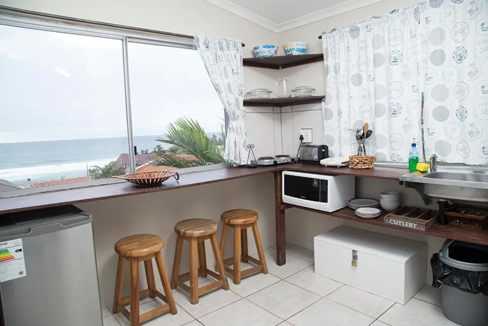Ansteys Beach Self Catering Apartments