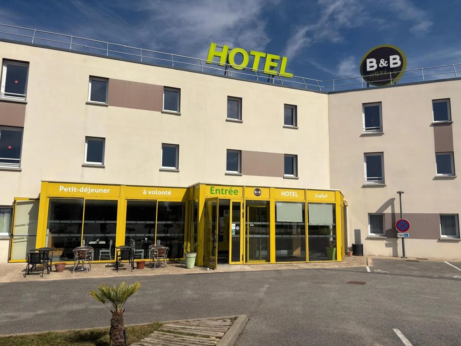 B&B HOTEL Yvetot