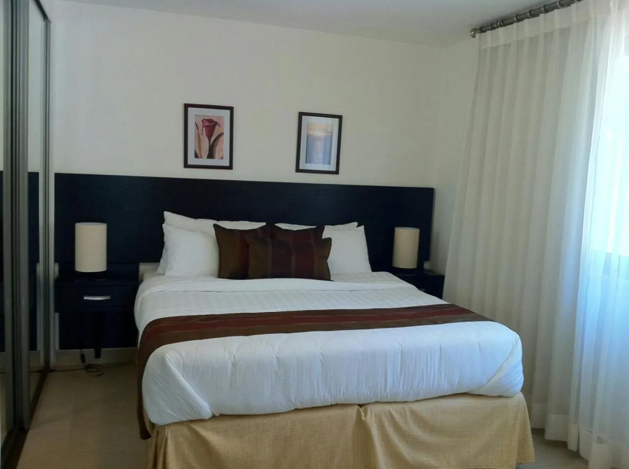 Bed in Torino Apartments شقق تورينو