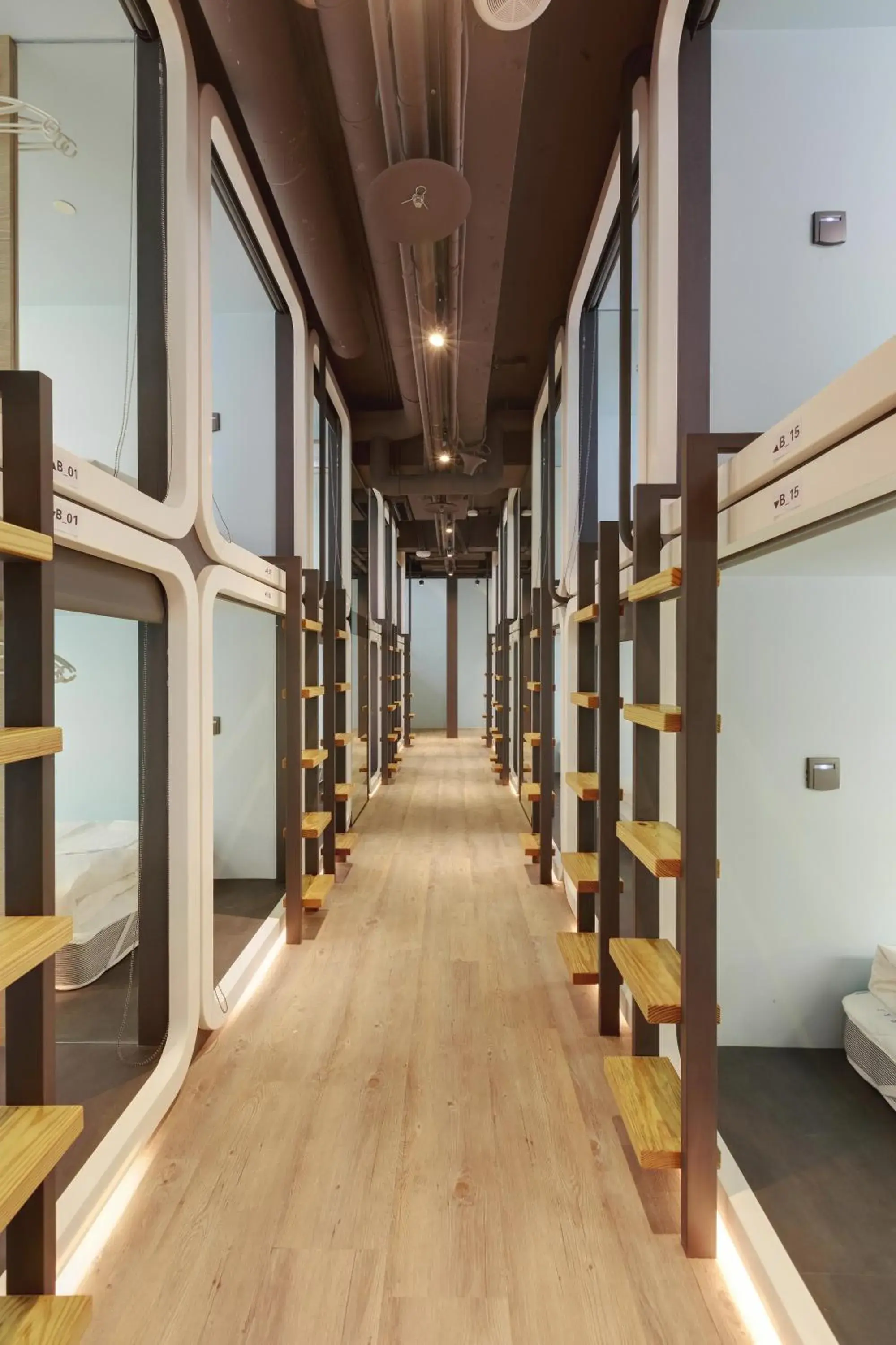 Taiwan Youth Hostel & Capsule Hotel