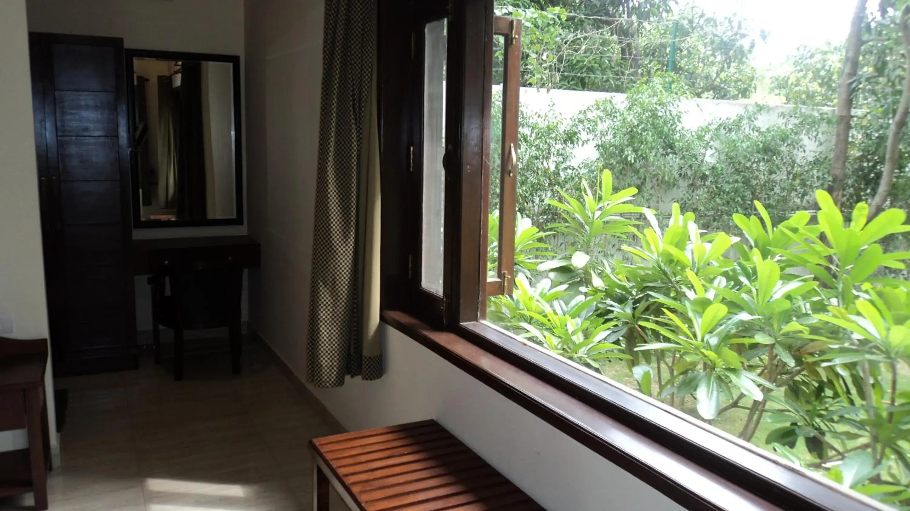 Garden view in Corbett Comfort Lodge Garden view in Corbett Comfort Lodge