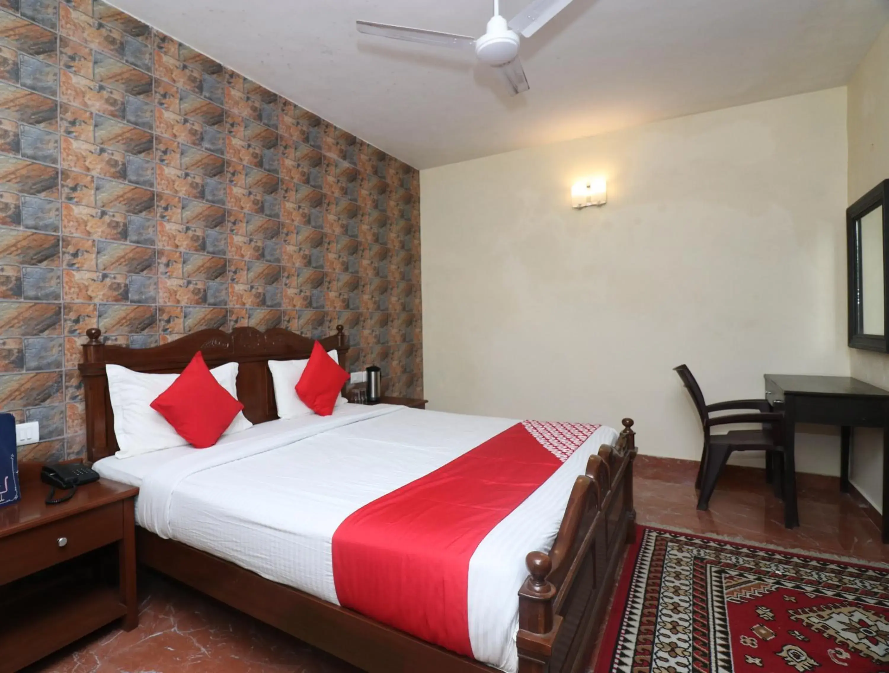 Bed in Corbett Comfort Lodge Bed in Corbett Comfort Lodge