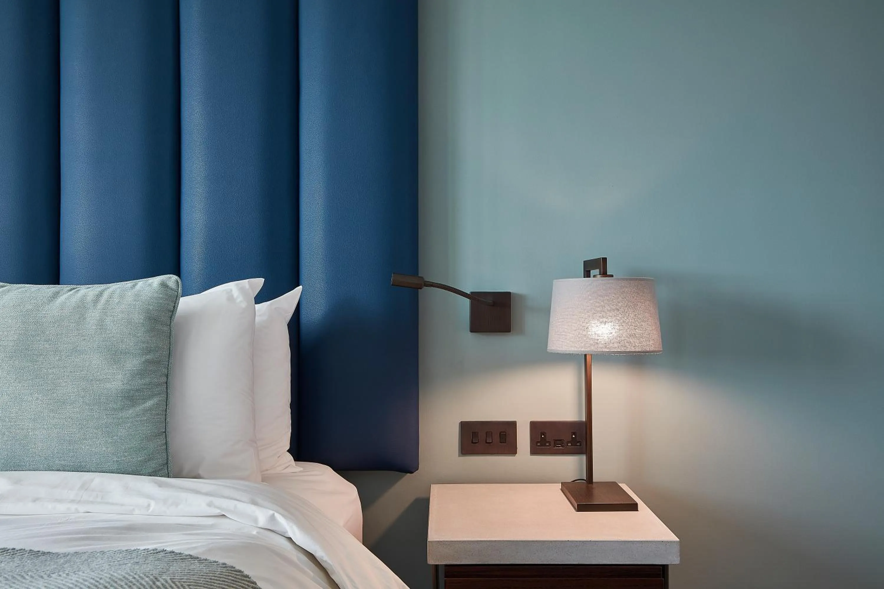 Bed in Clayton Hotel Cambridge