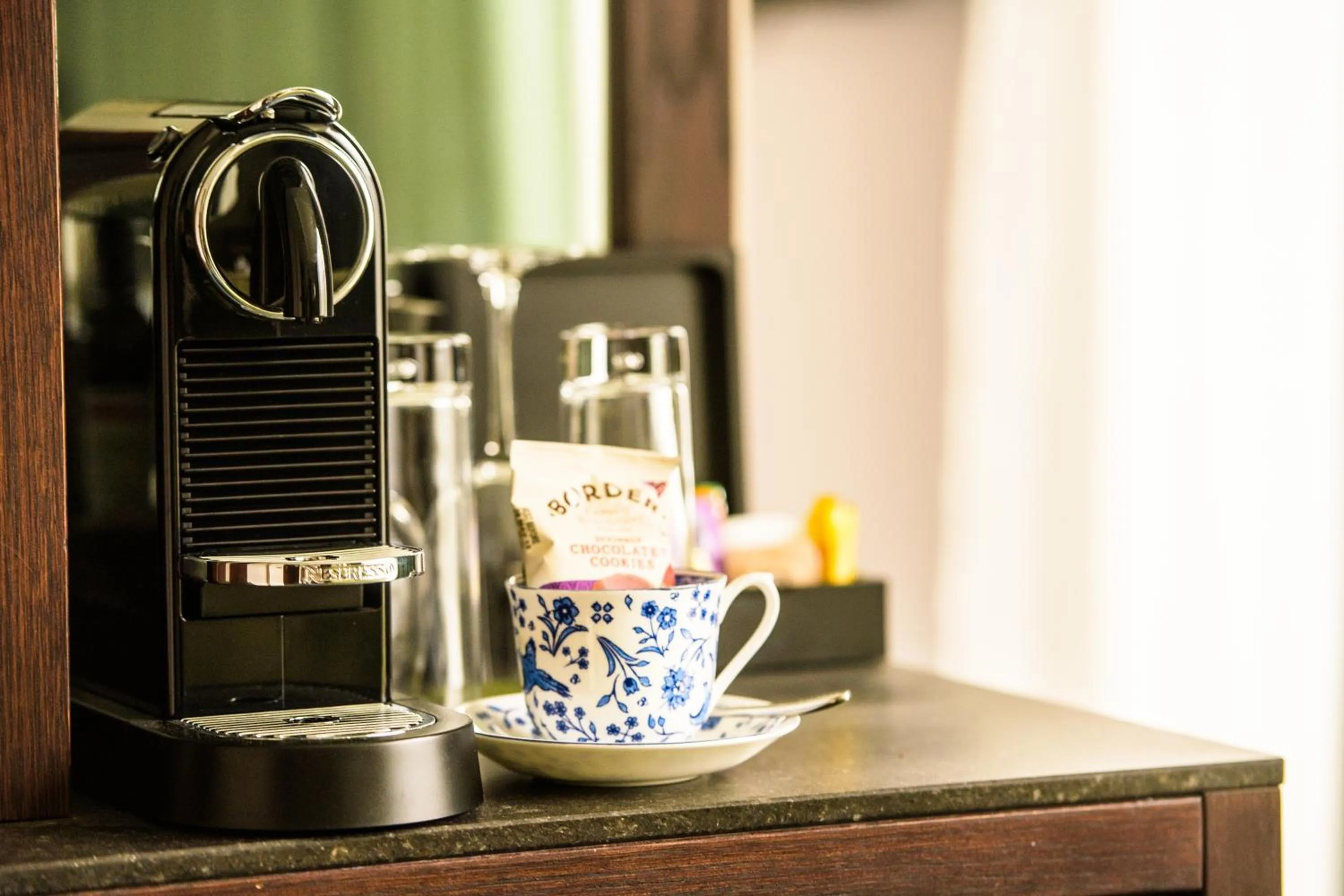 Coffee/tea facilities in Clayton Hotel Cambridge