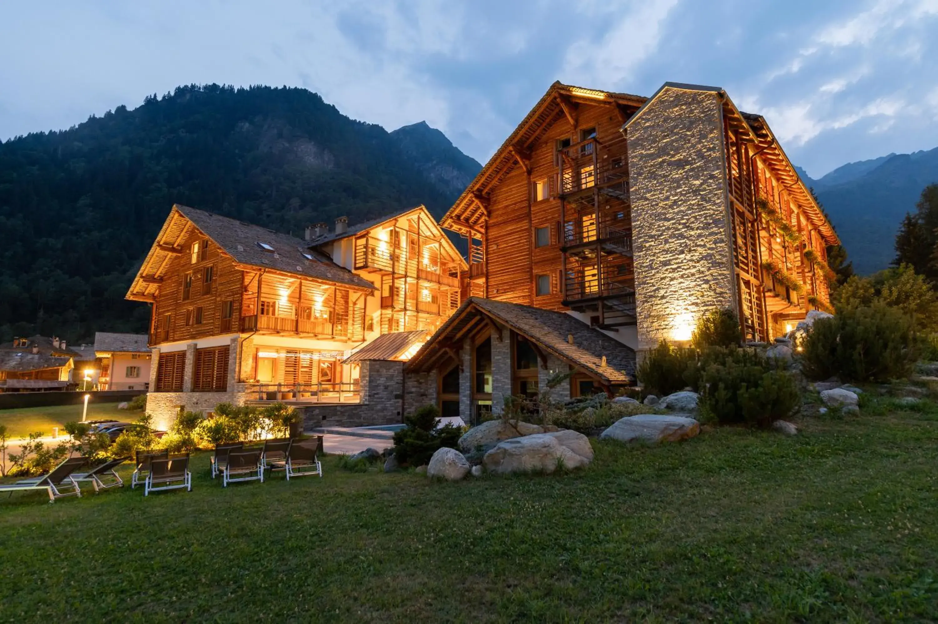 Property building in Alagna Mountain Resort & SPA Property building in Alagna Mountain Resort & SPA