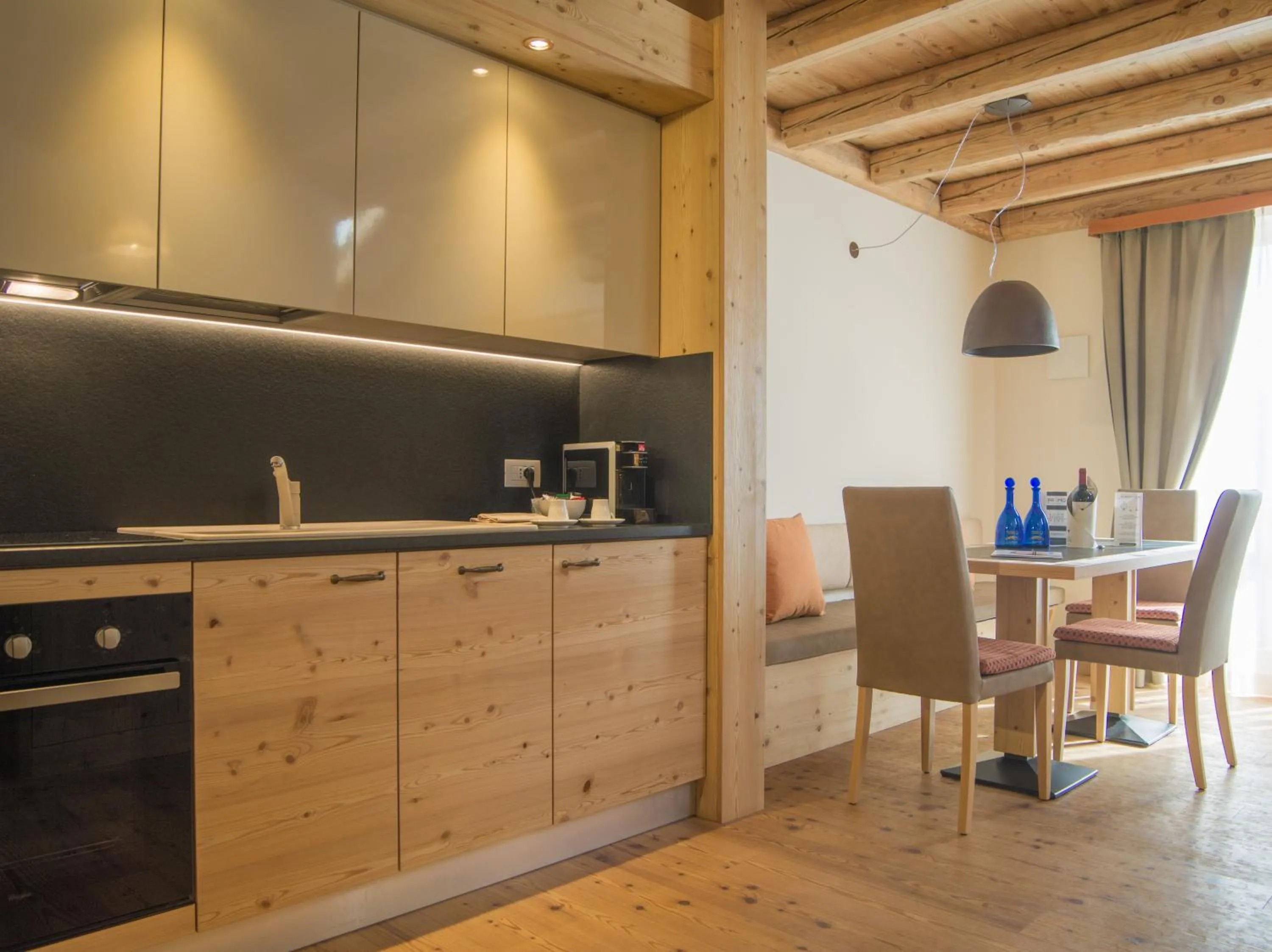 Kitchen or kitchenette in Alagna Mountain Resort & SPA