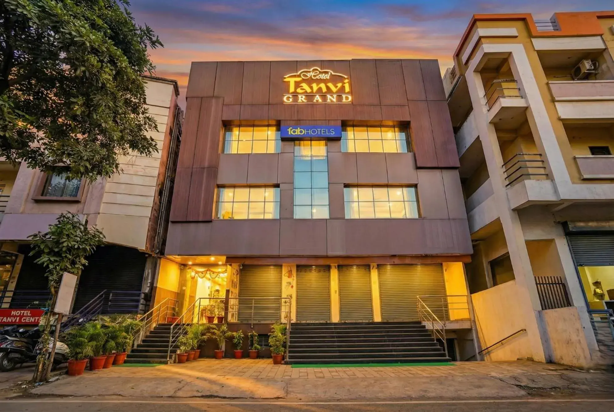 FabHotel Tanvi Grand FabHotel Tanvi Grand