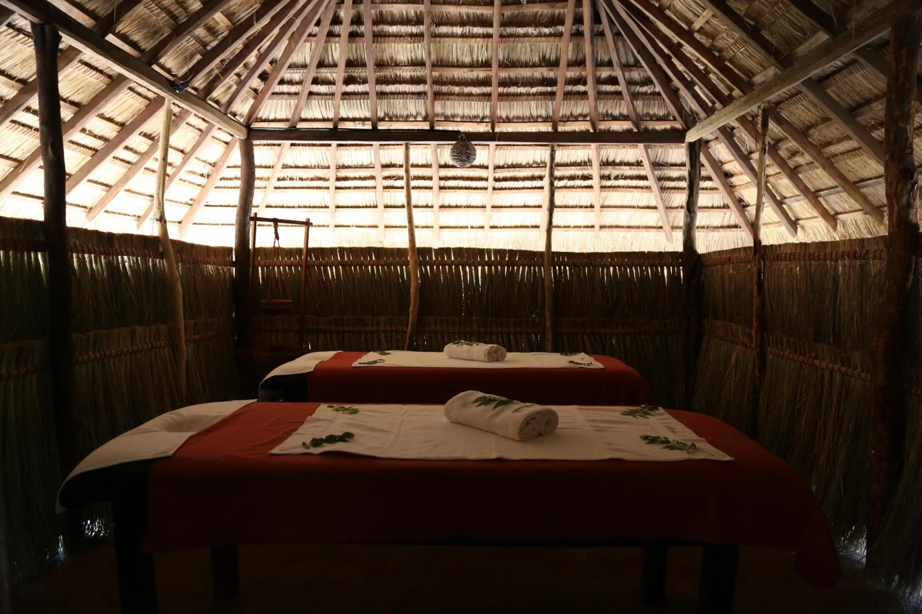 Massage, Bed in Athreya Ayurveda Ashram