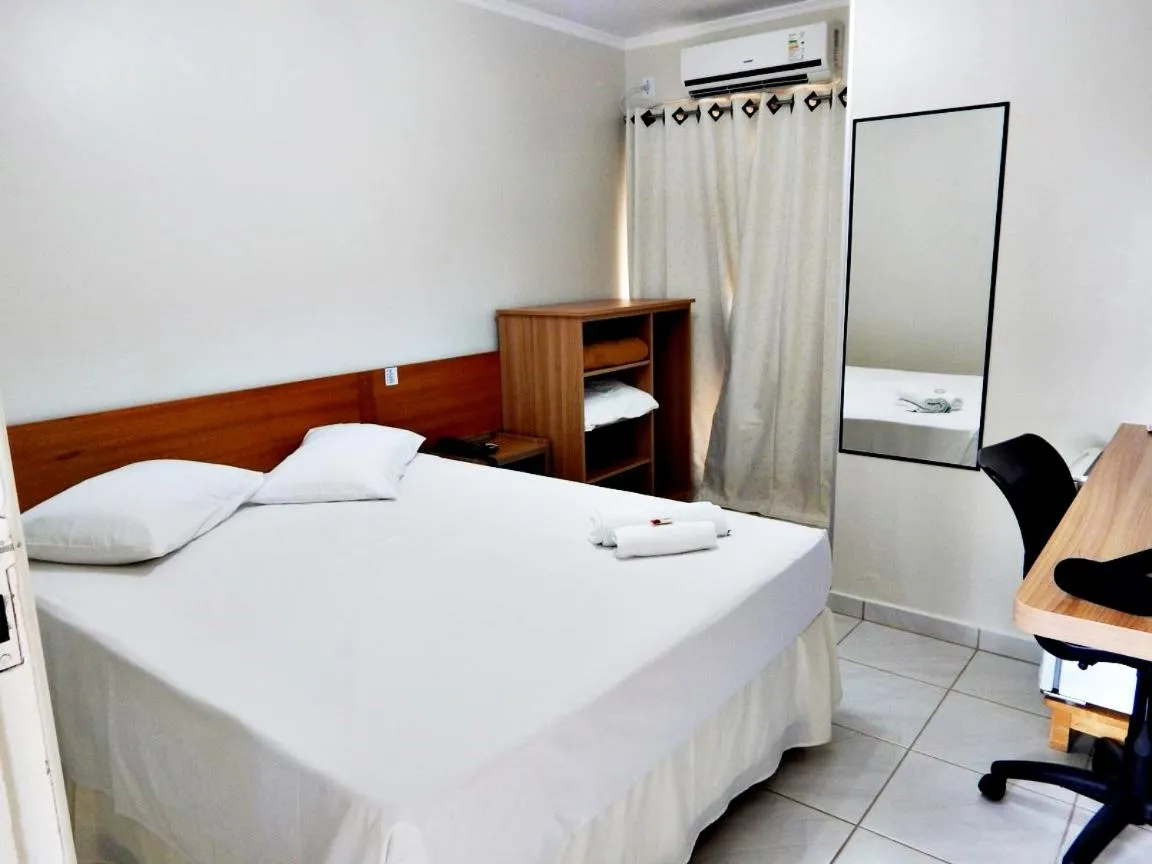 Bed in Hotel Mandino