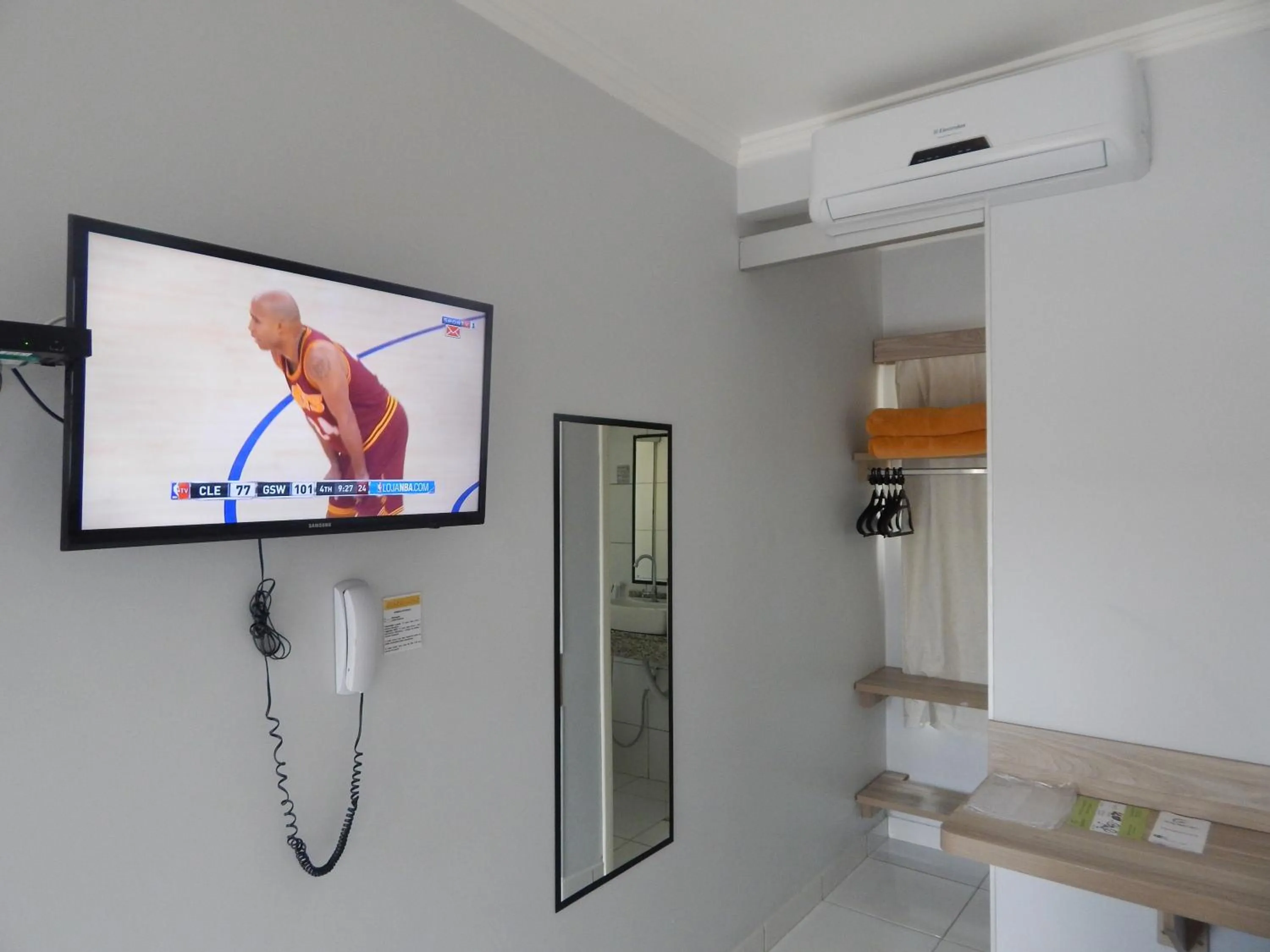 Bedroom in Hotel Mandino