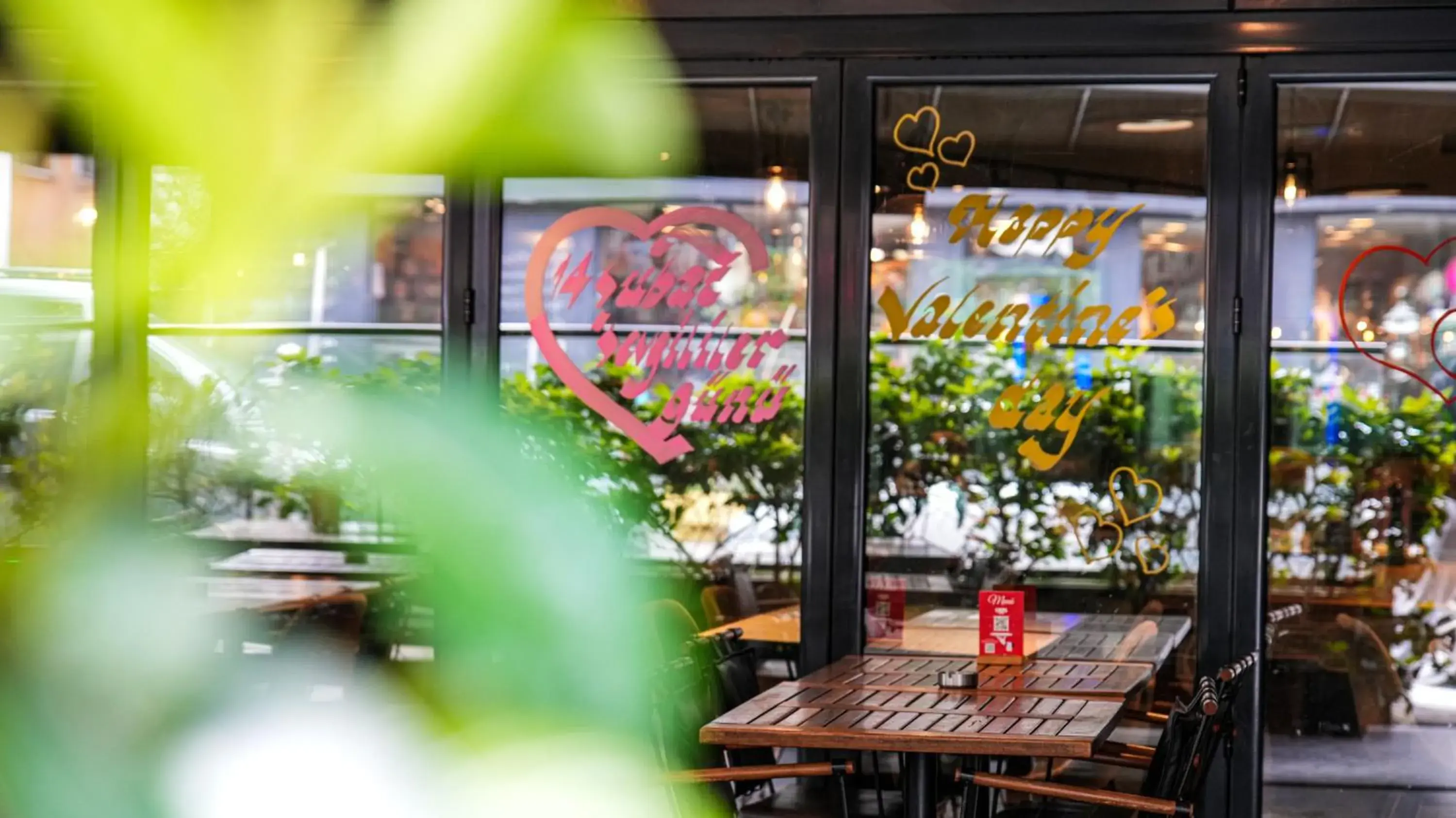 Restaurant/places to eat in Milord Hotel Restaurant/places to eat in Milord Hotel