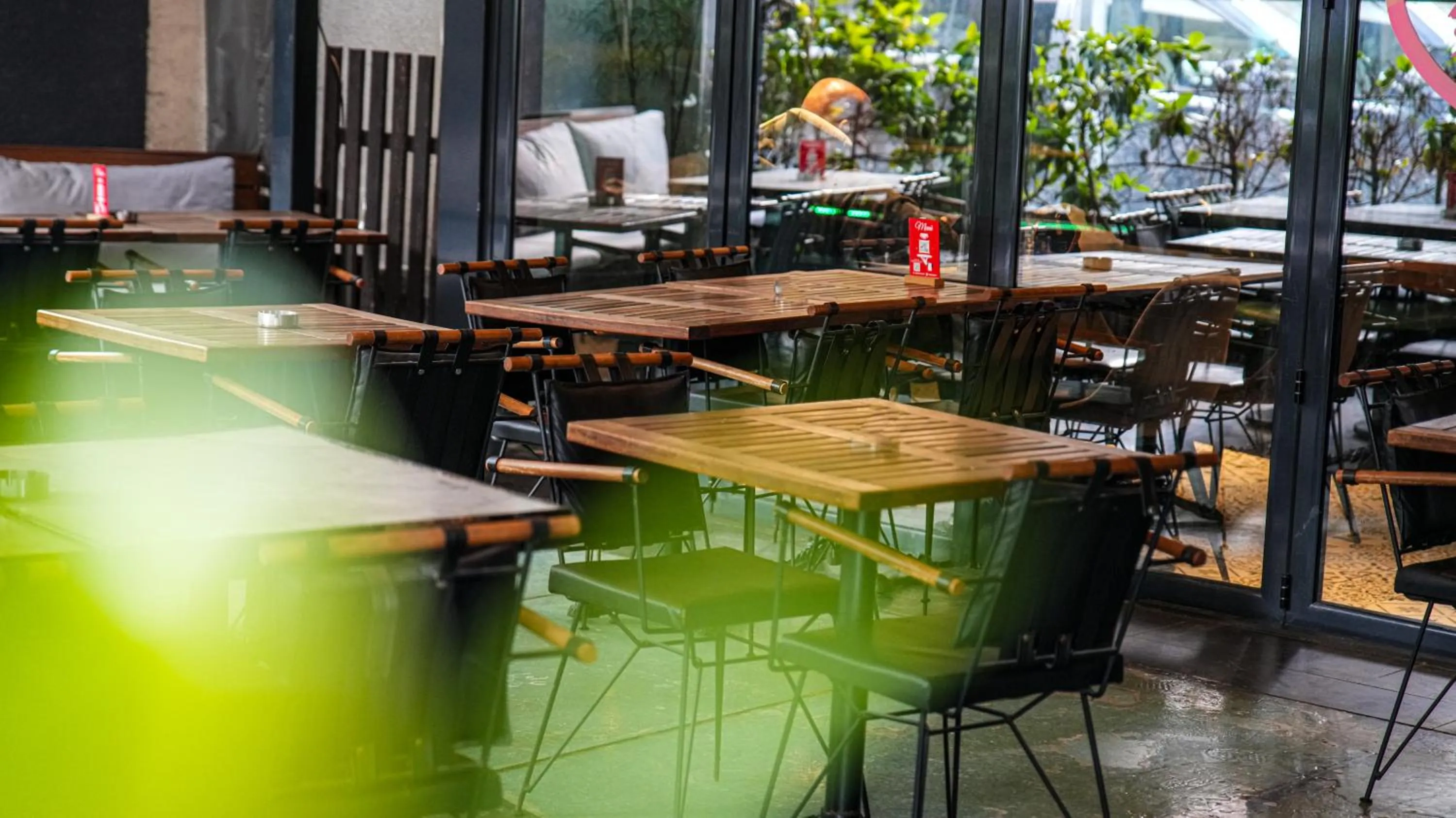 Restaurant/places to eat in Milord Hotel