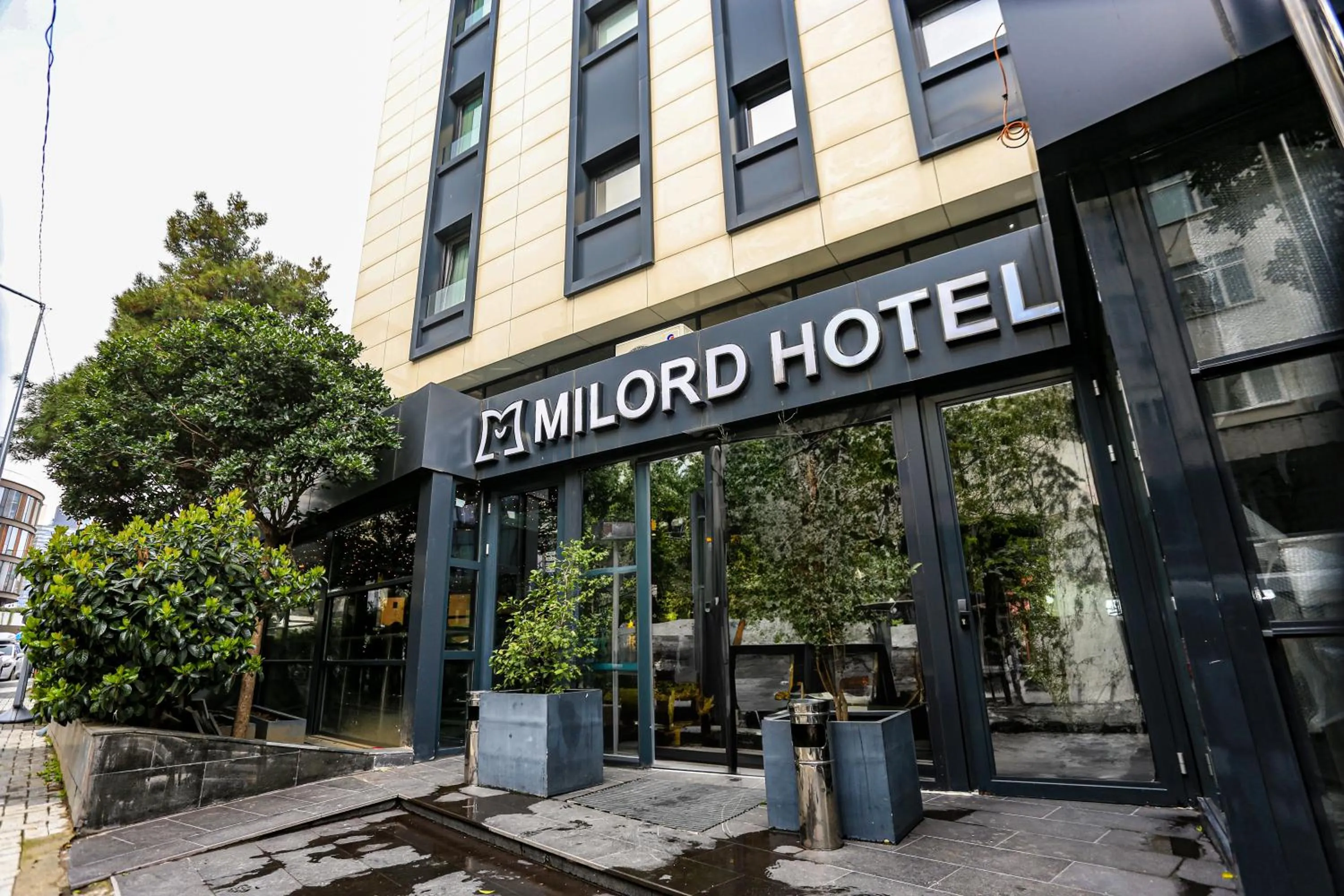 Property building in Milord Hotel