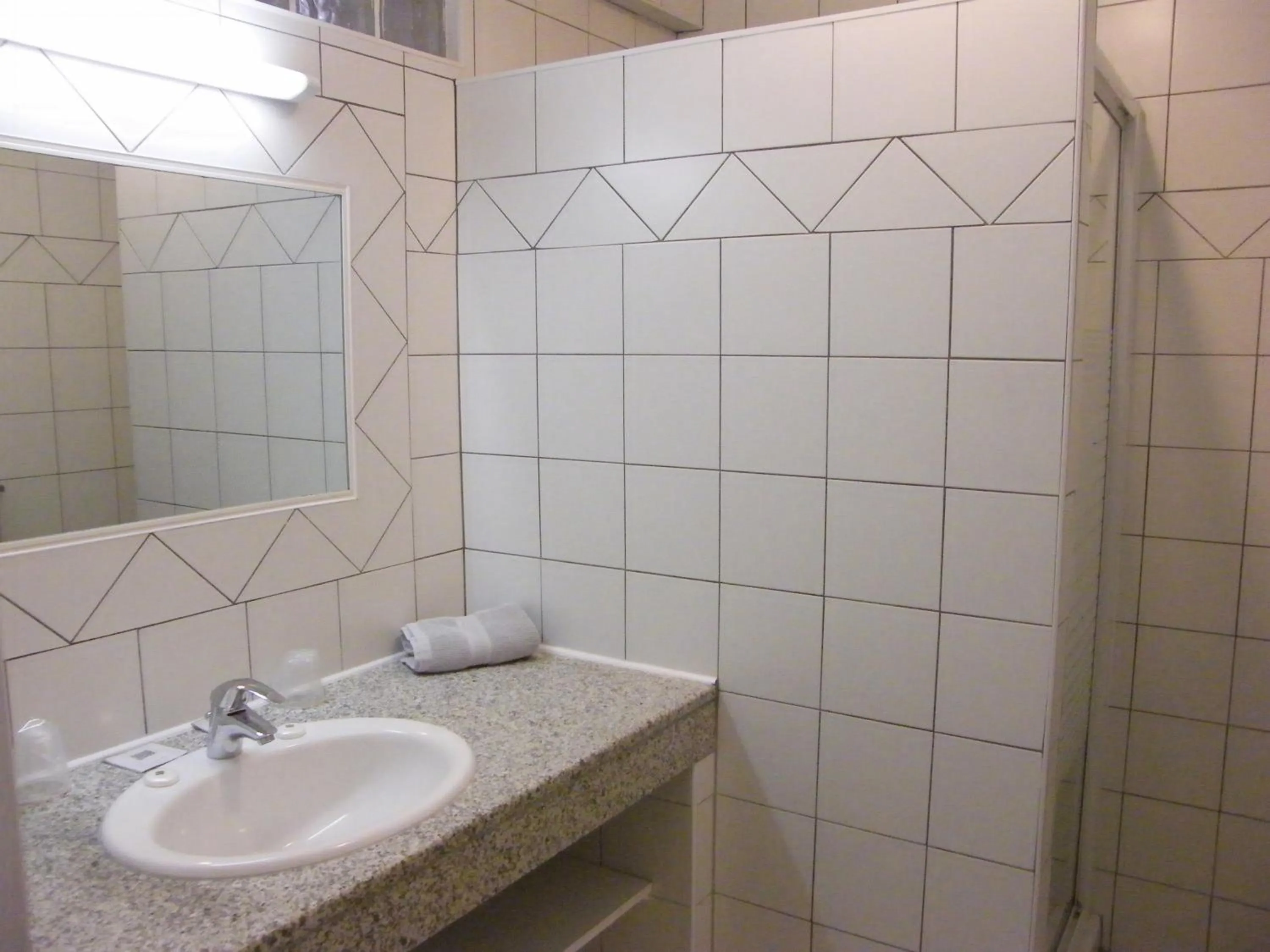 Bathroom in Hôtel Restaurant L' Empereur