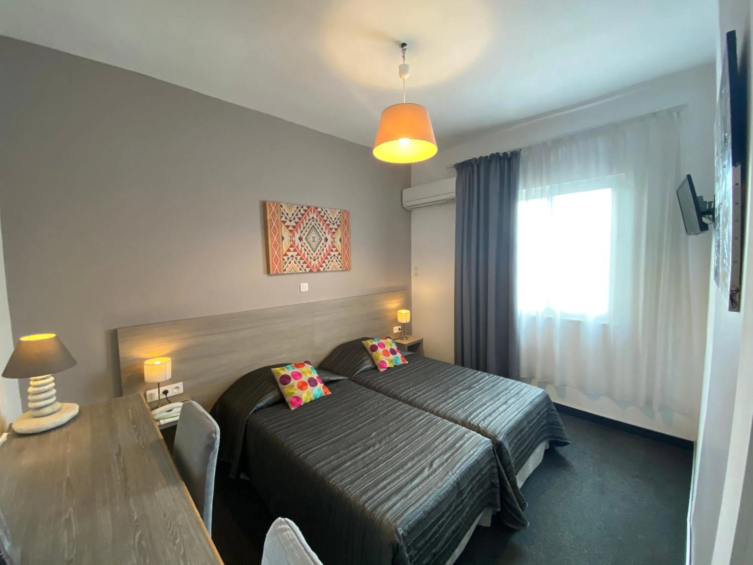 Bed in Hôtel Restaurant L' Empereur