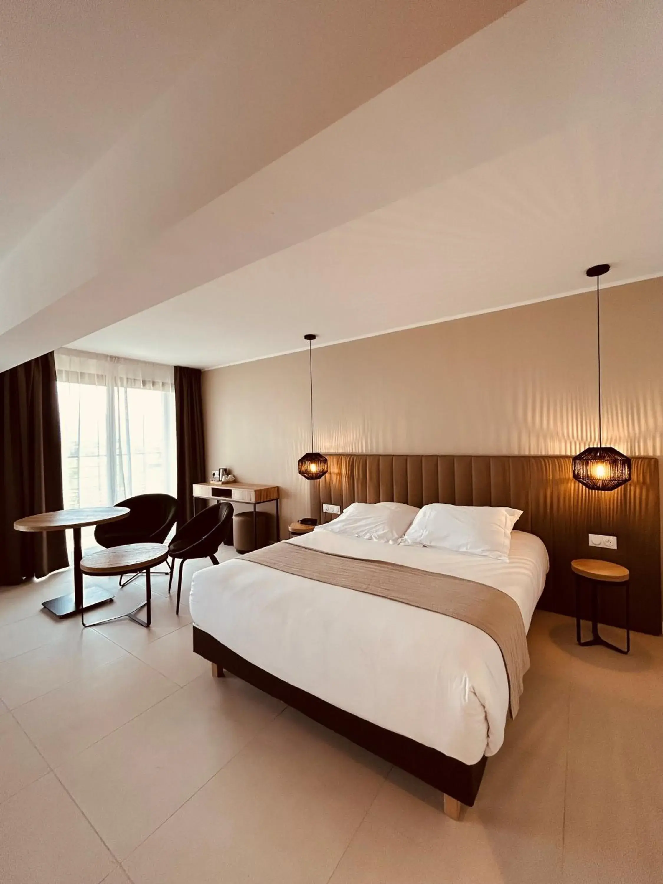 Family Room with Garden View in Hôtel Spa Restaurant La Madrague Family Room with Garden View in Hôtel Spa Restaurant La Madrague