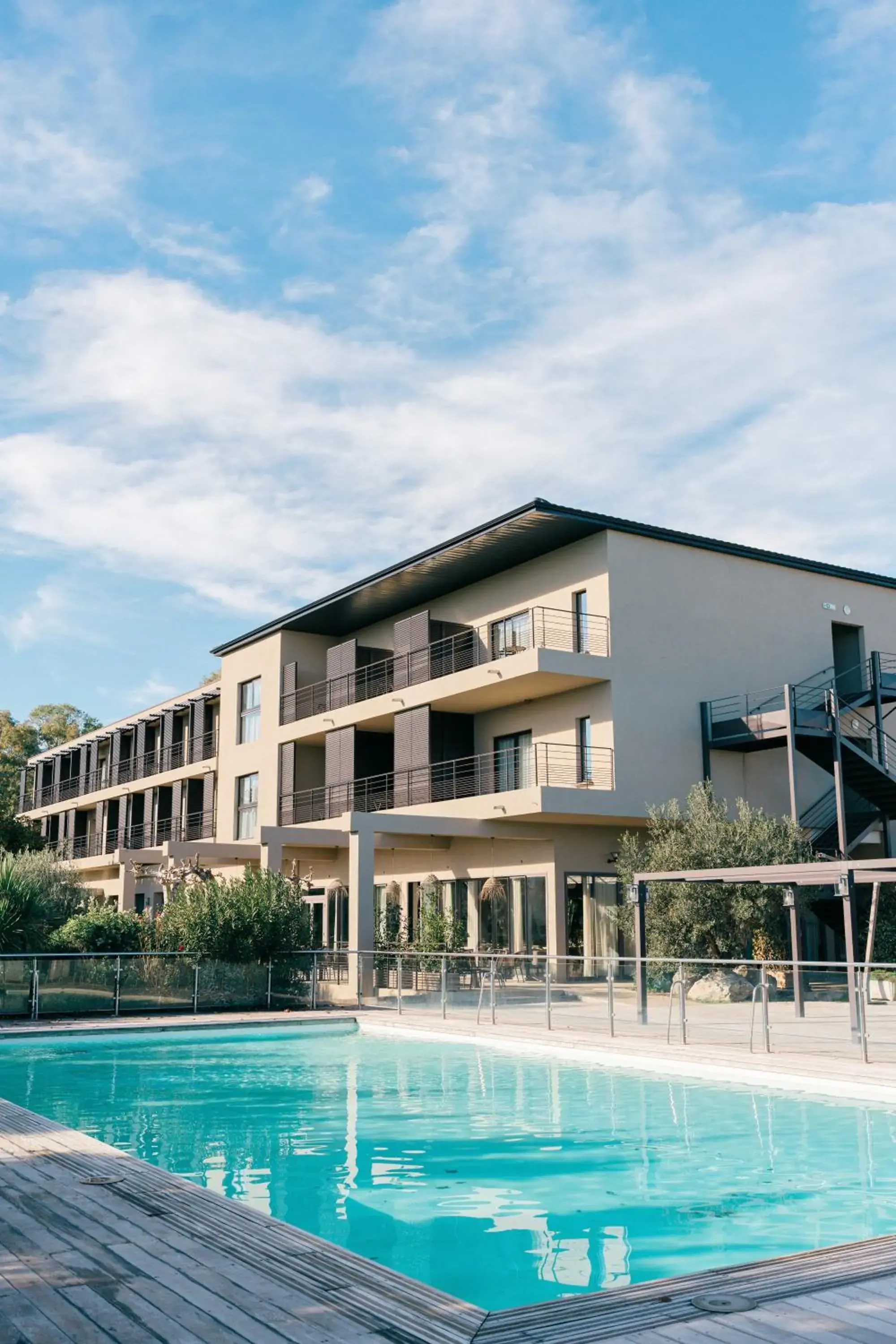 Facade/entrance in Hôtel Spa Restaurant La Madrague Facade/entrance in Hôtel Spa Restaurant La Madrague