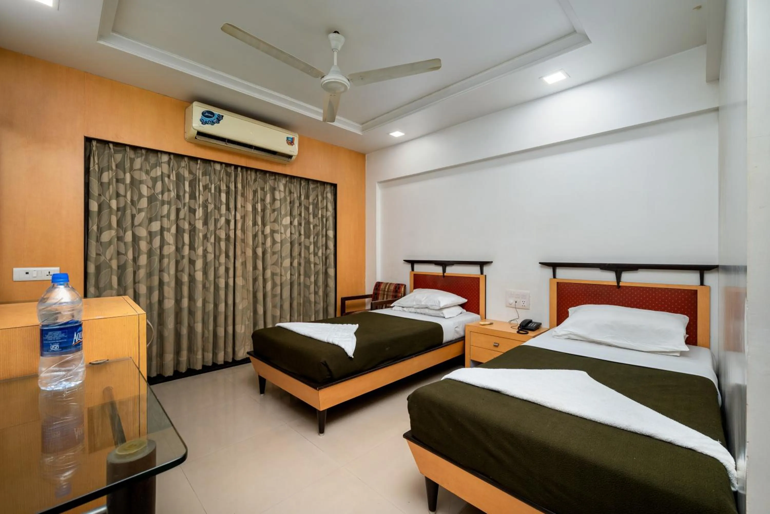 Bed in Hotel Balwas International