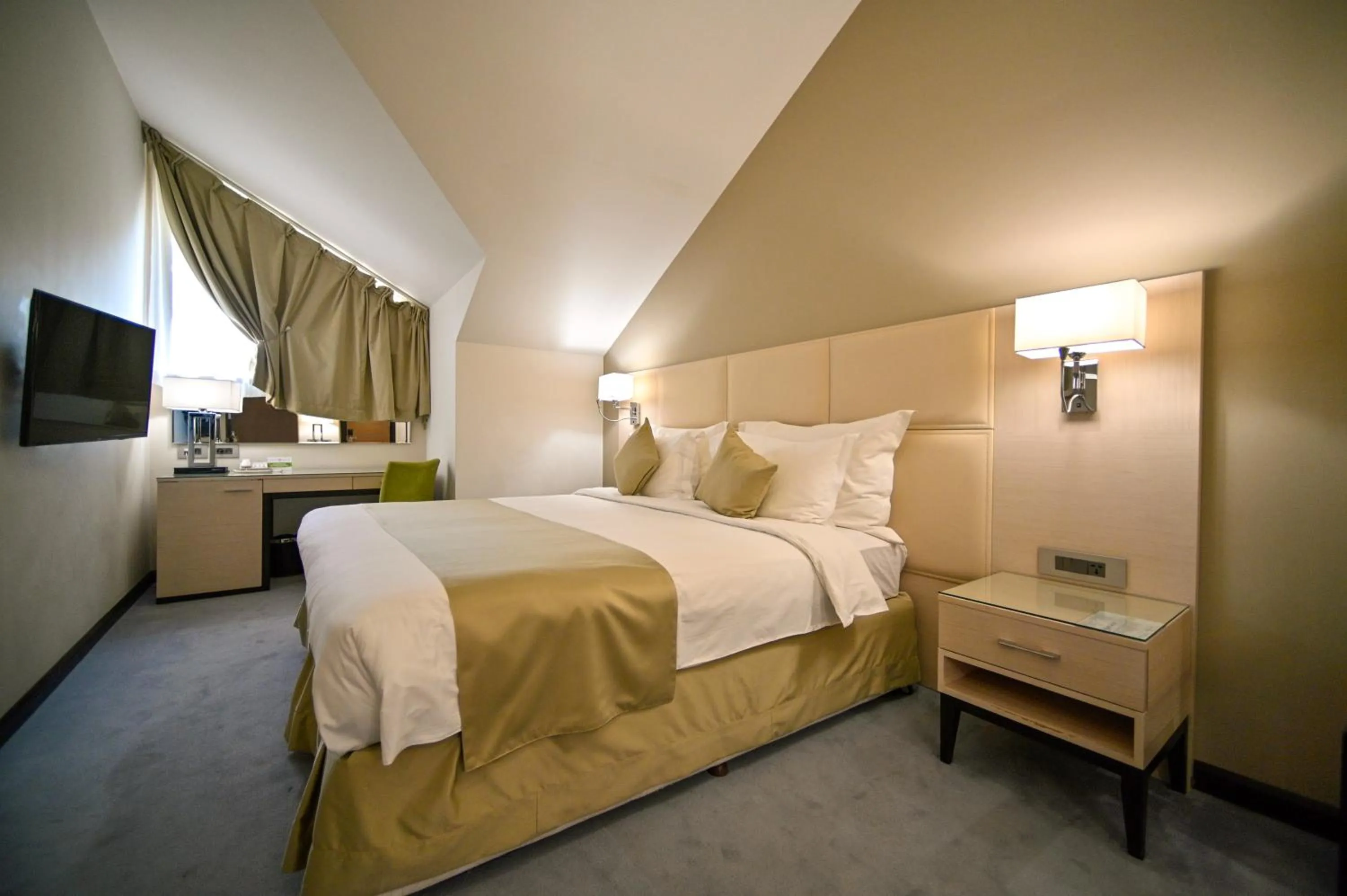 Bed in Ararat Resort Tsaghkadzor