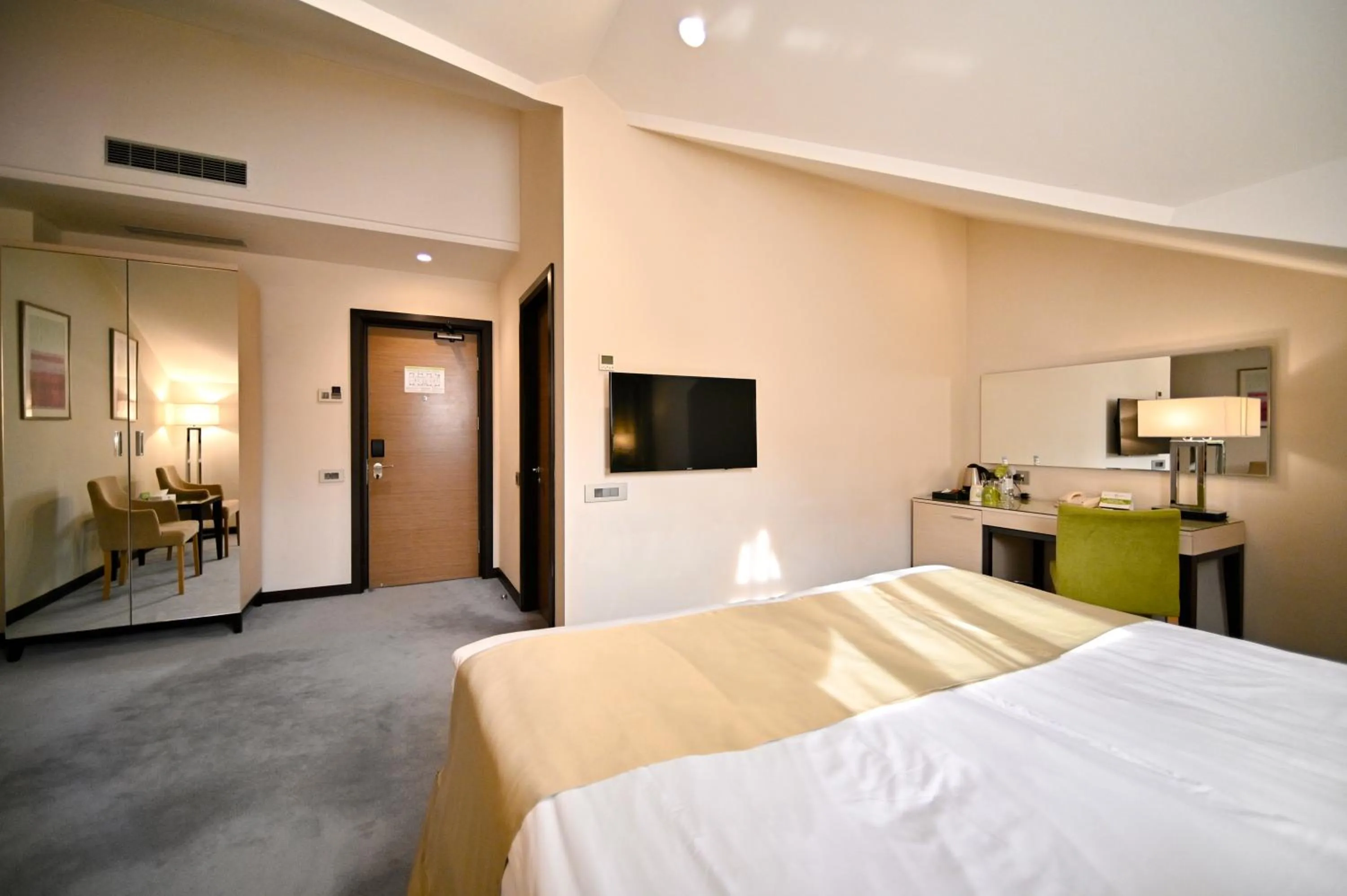 Bed in Ararat Resort Tsaghkadzor