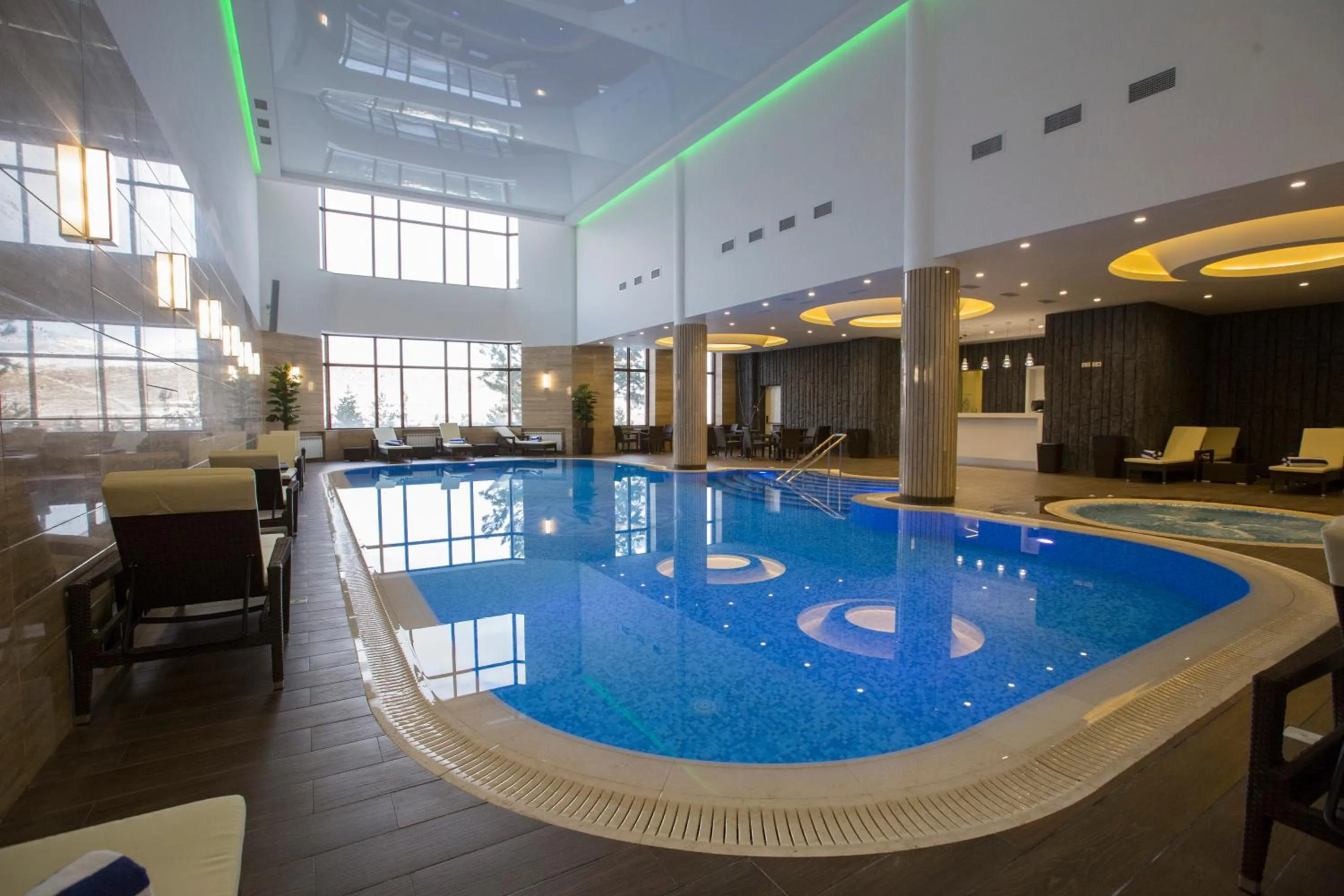 Swimming pool in Ararat Resort Tsaghkadzor