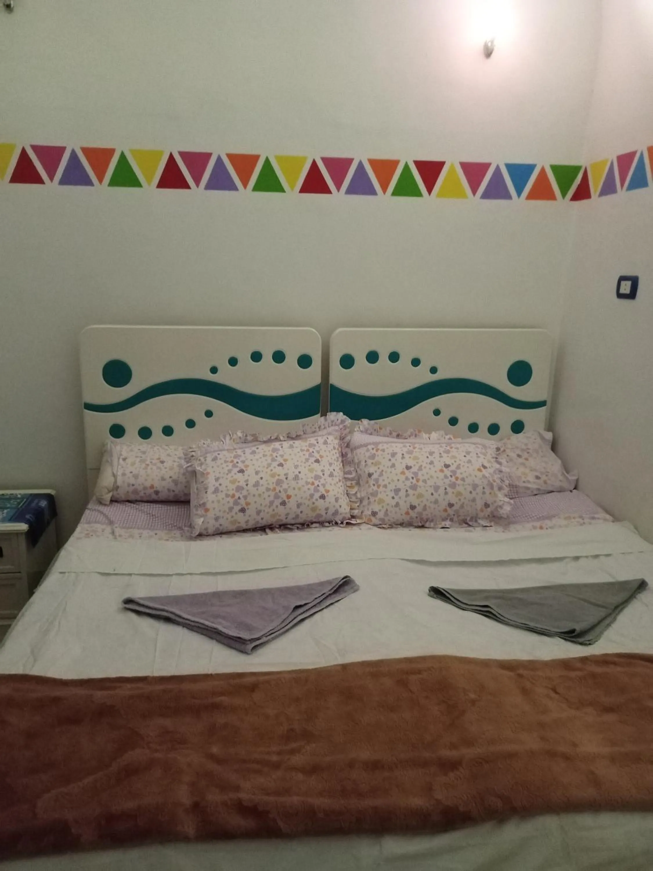 Bedroom, Bed in Baba Dool