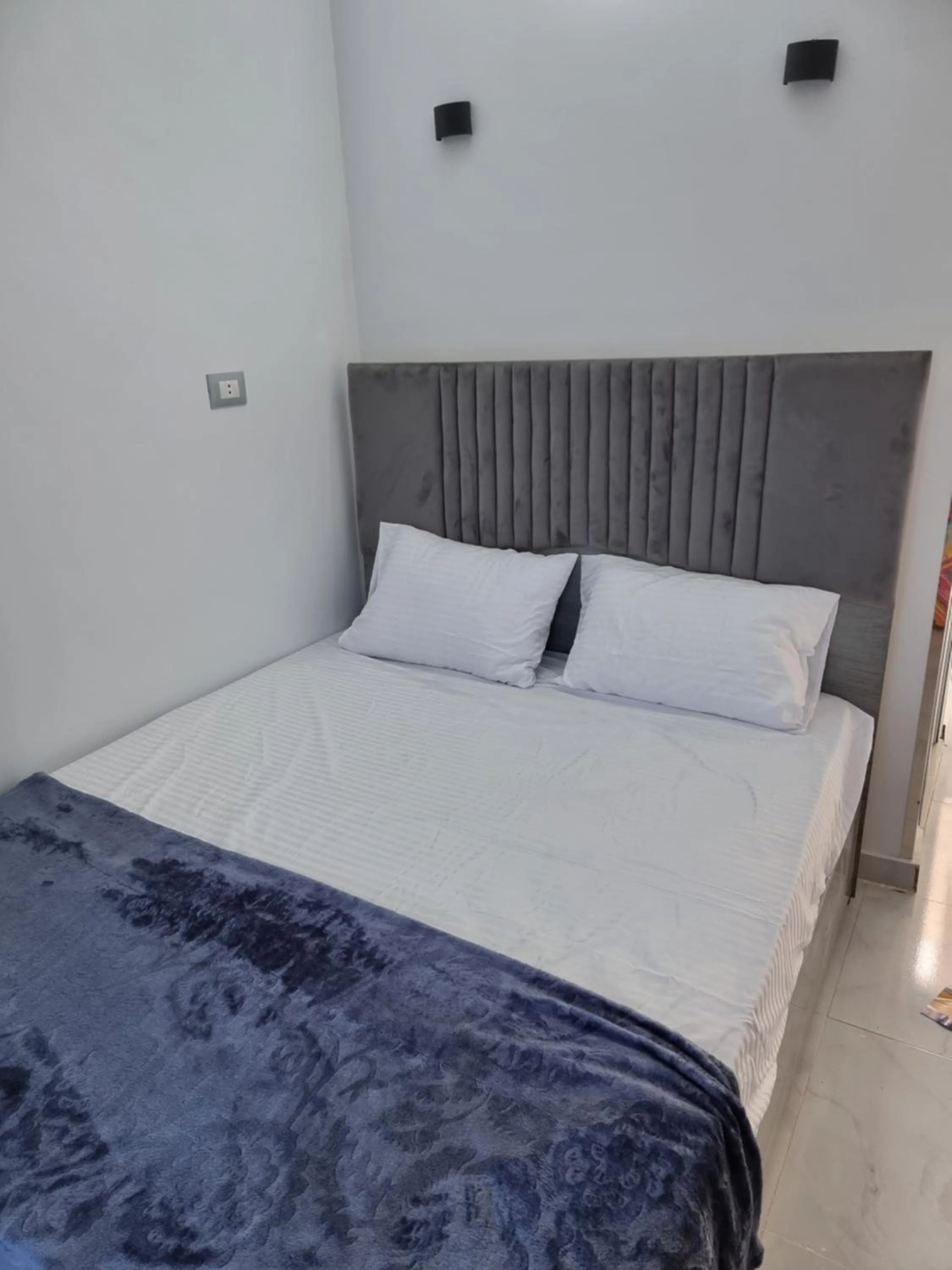 Bed in Baba Dool