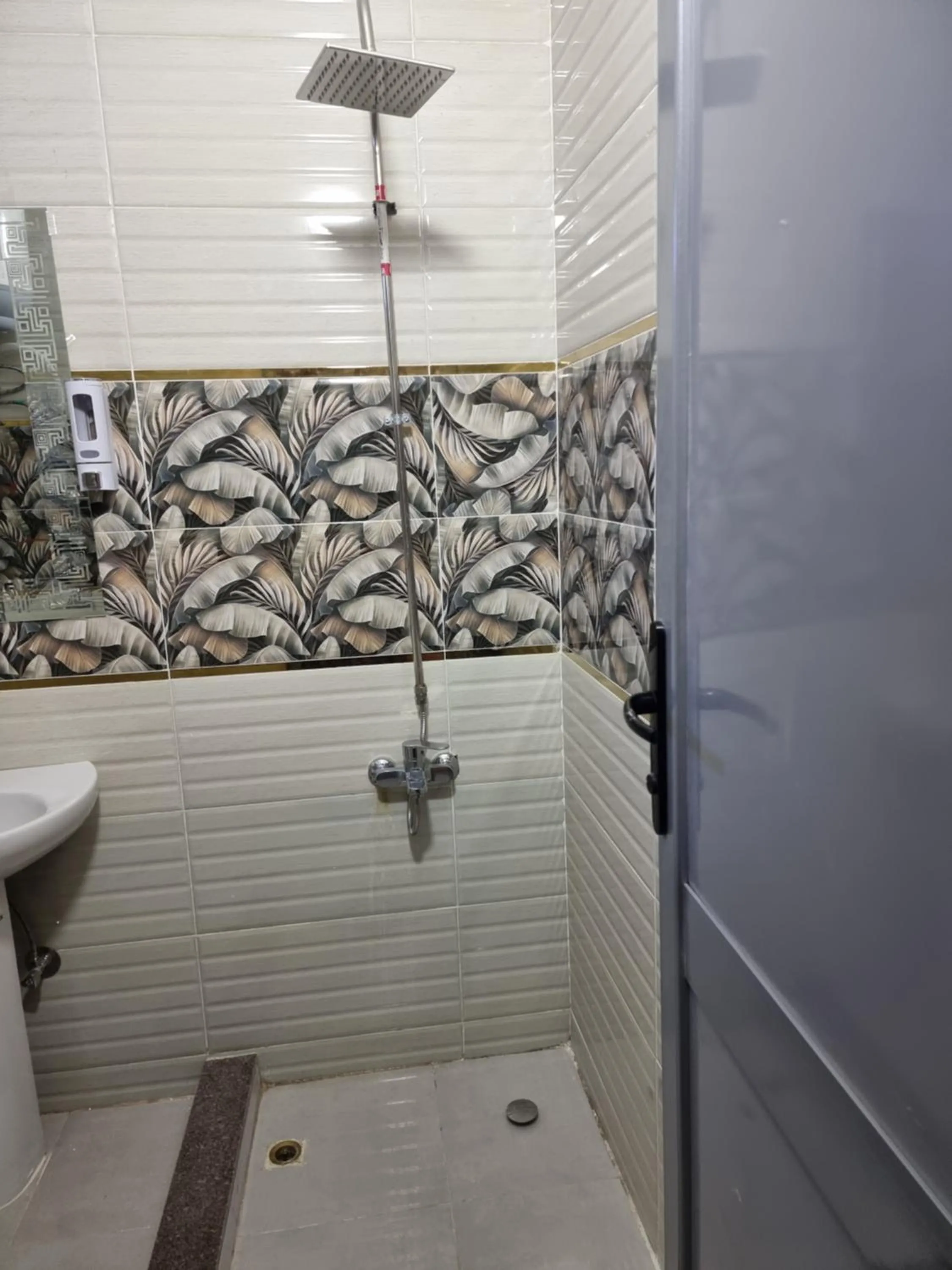 Shower in Baba Dool