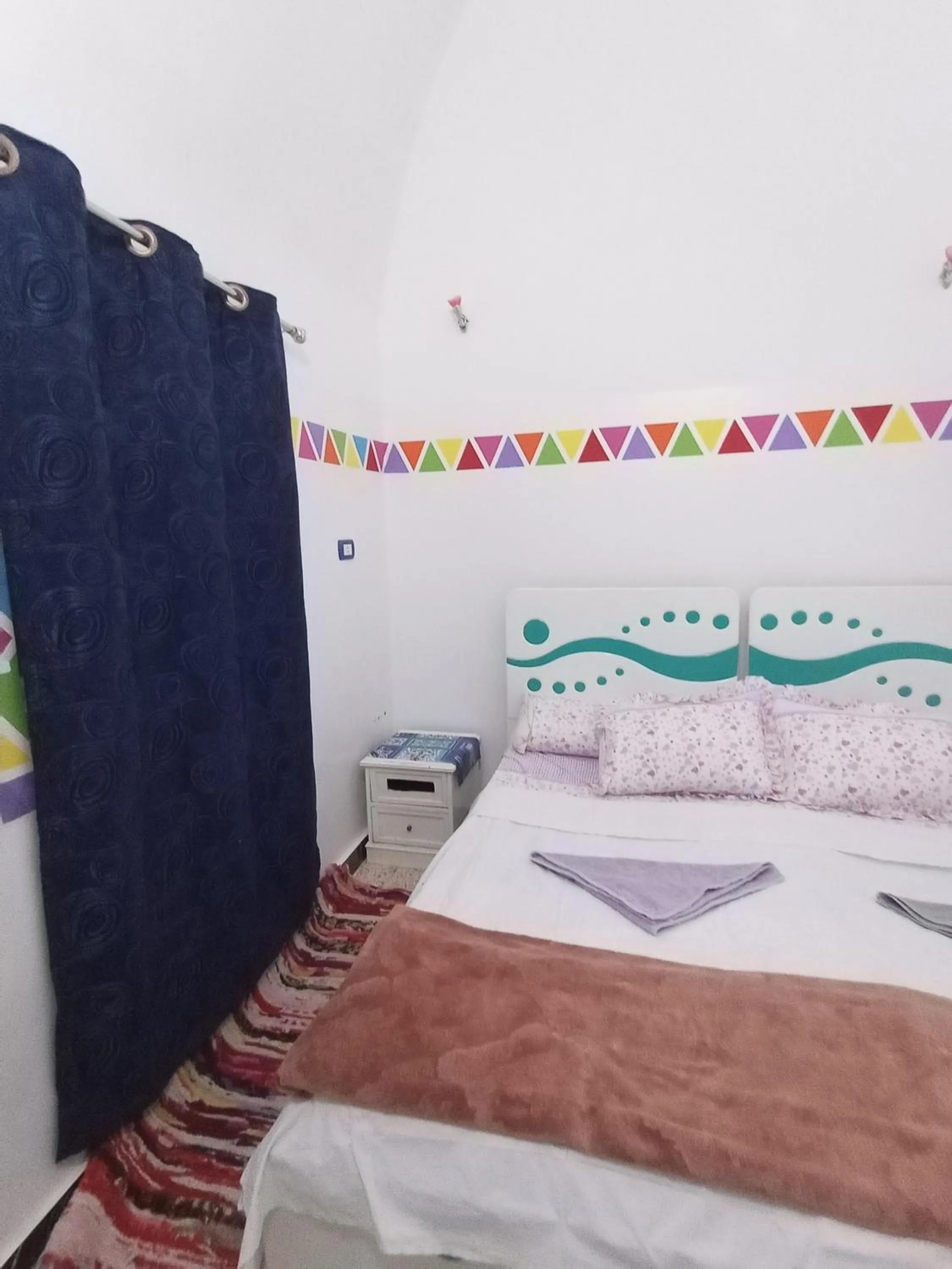 Bed in Baba Dool