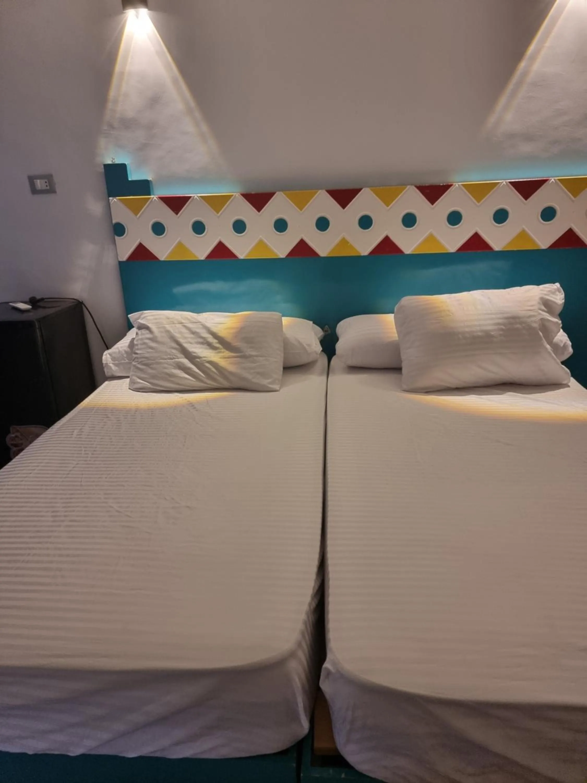 Bed in Baba Dool