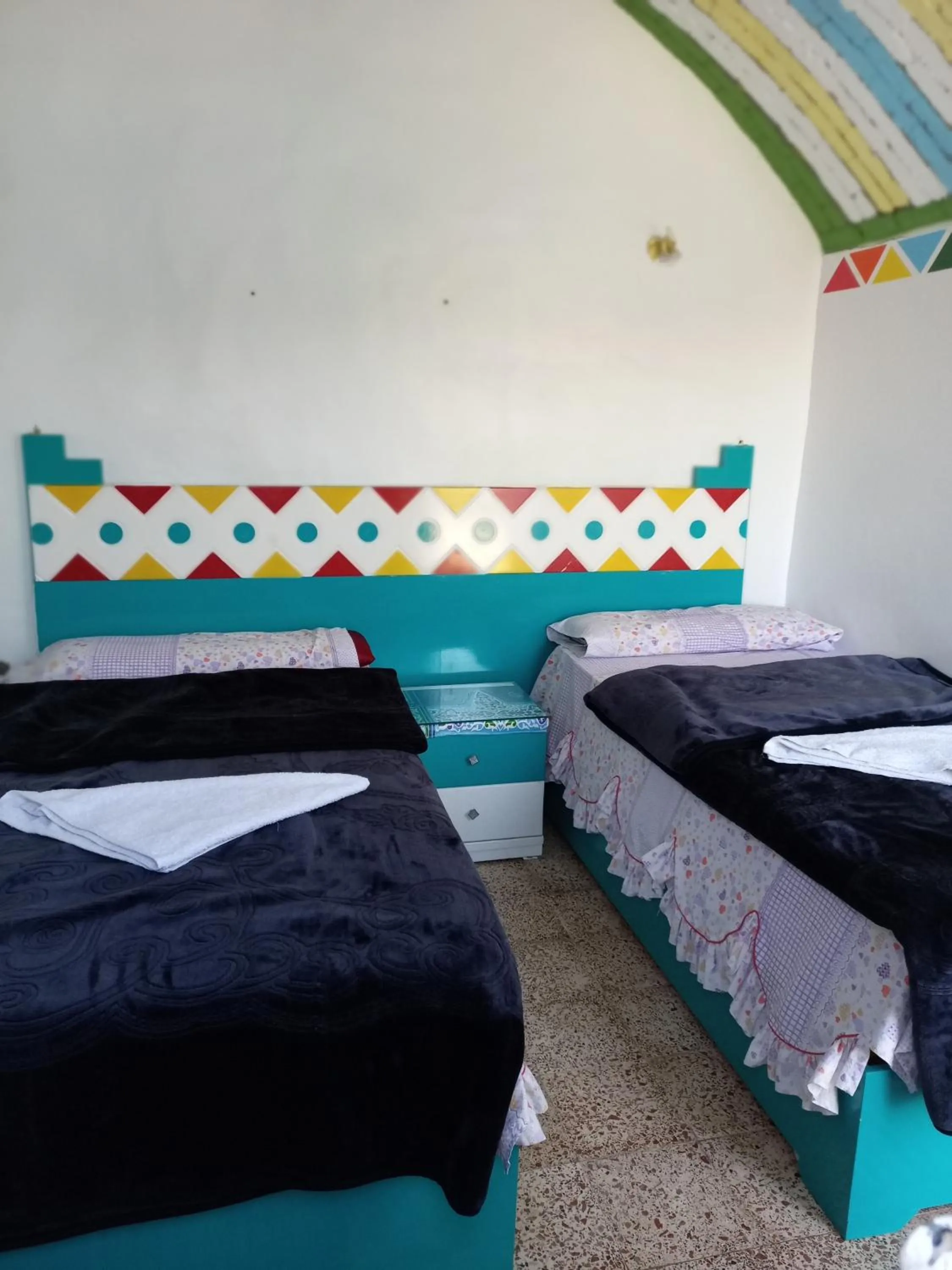 Bed in Baba Dool