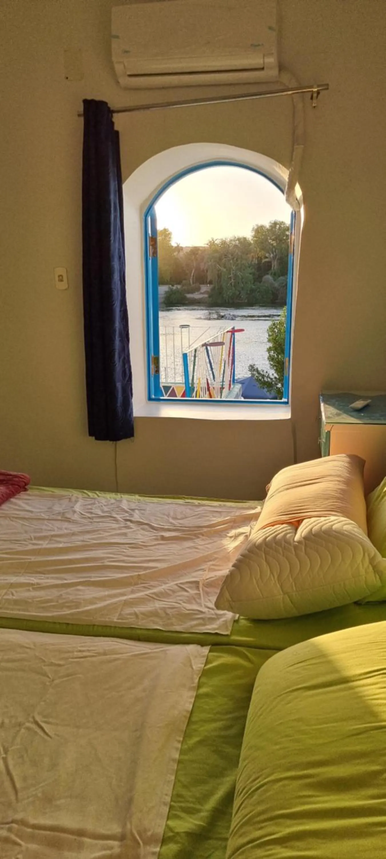 Bed in Baba Dool