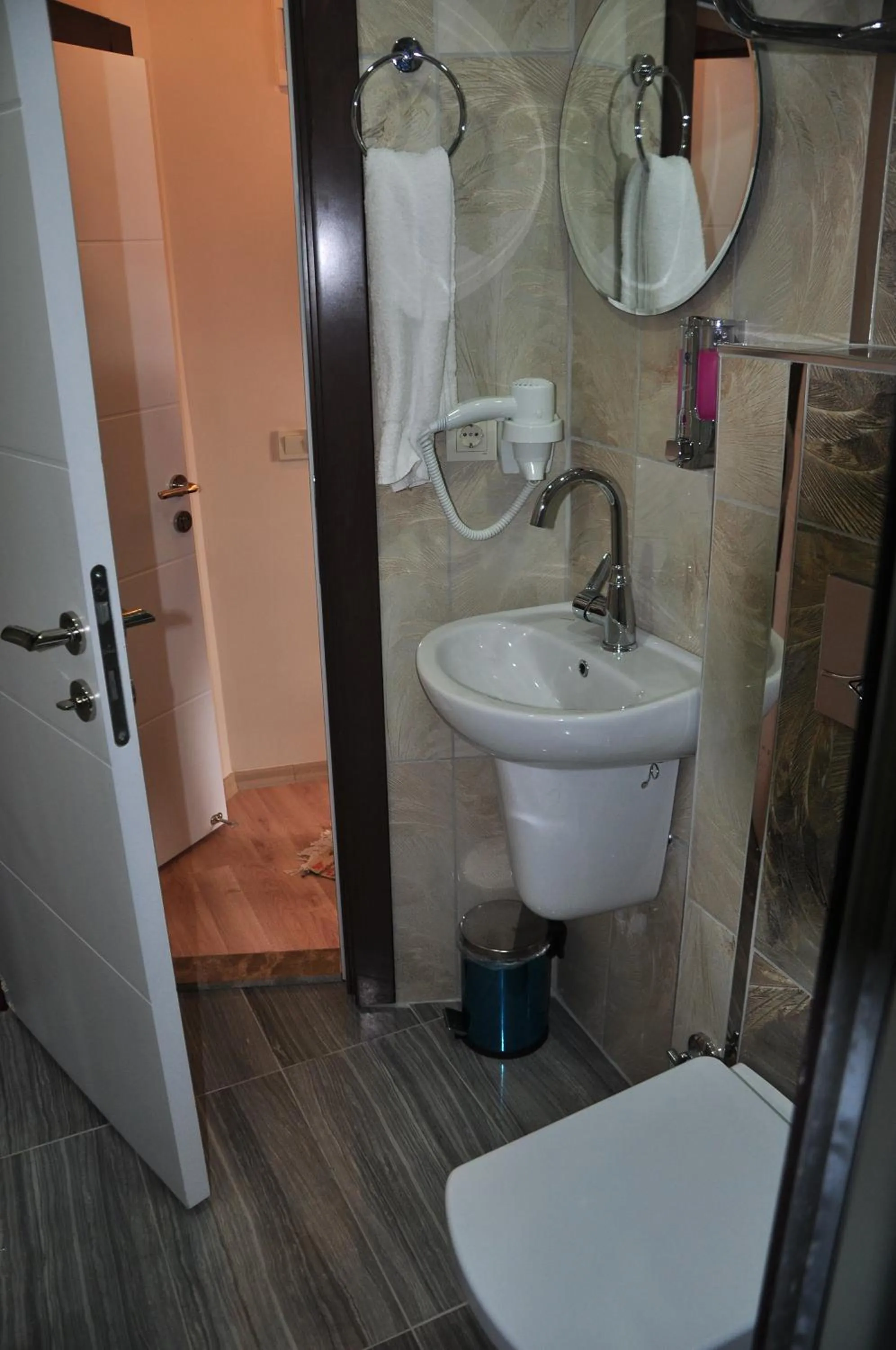 Toilet in SunAnatolia Otel