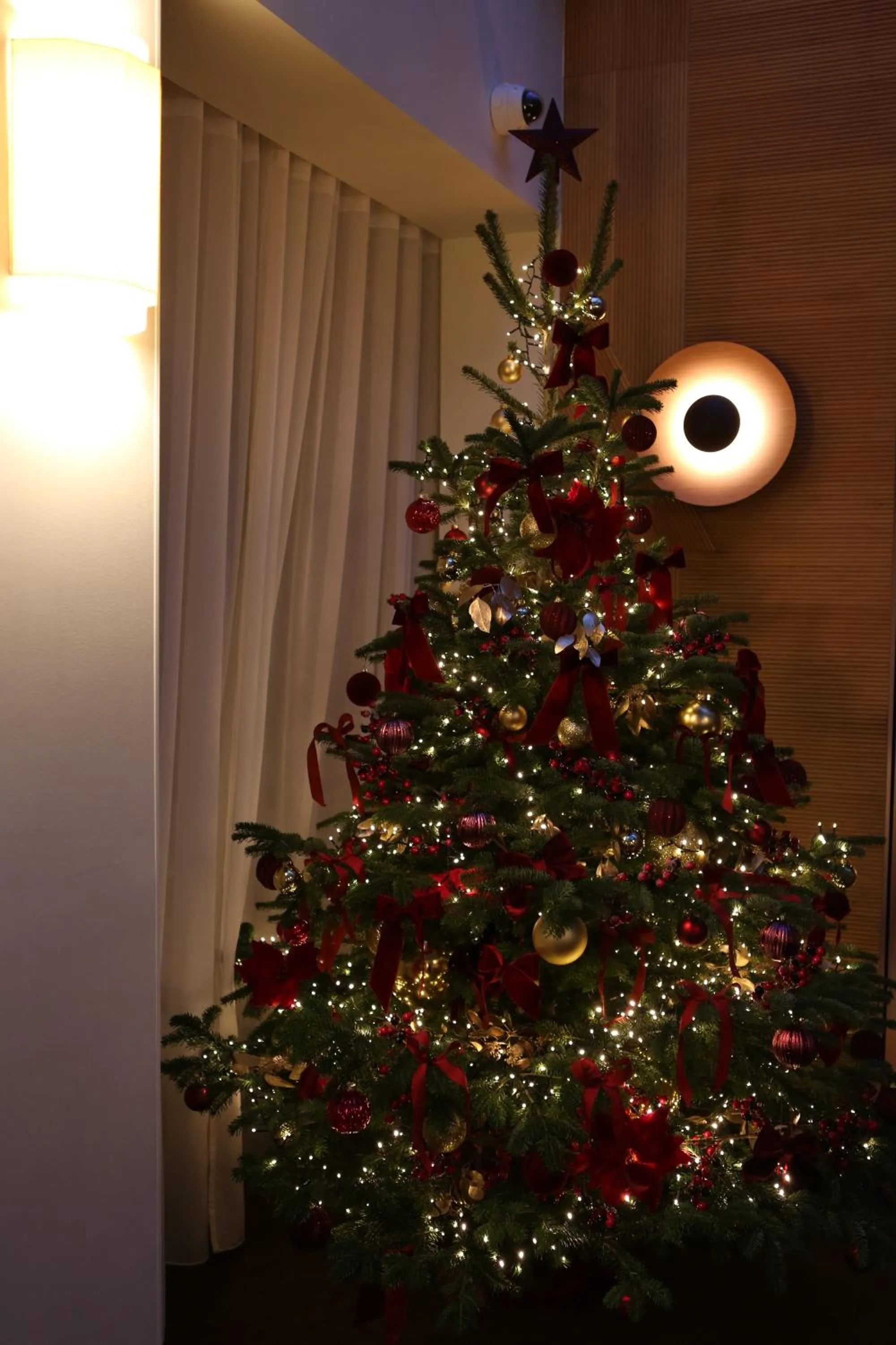 Property building in Chapeau Rouge par William Frachot - Hôtel Espace Bien-être & Restaurant étoilé