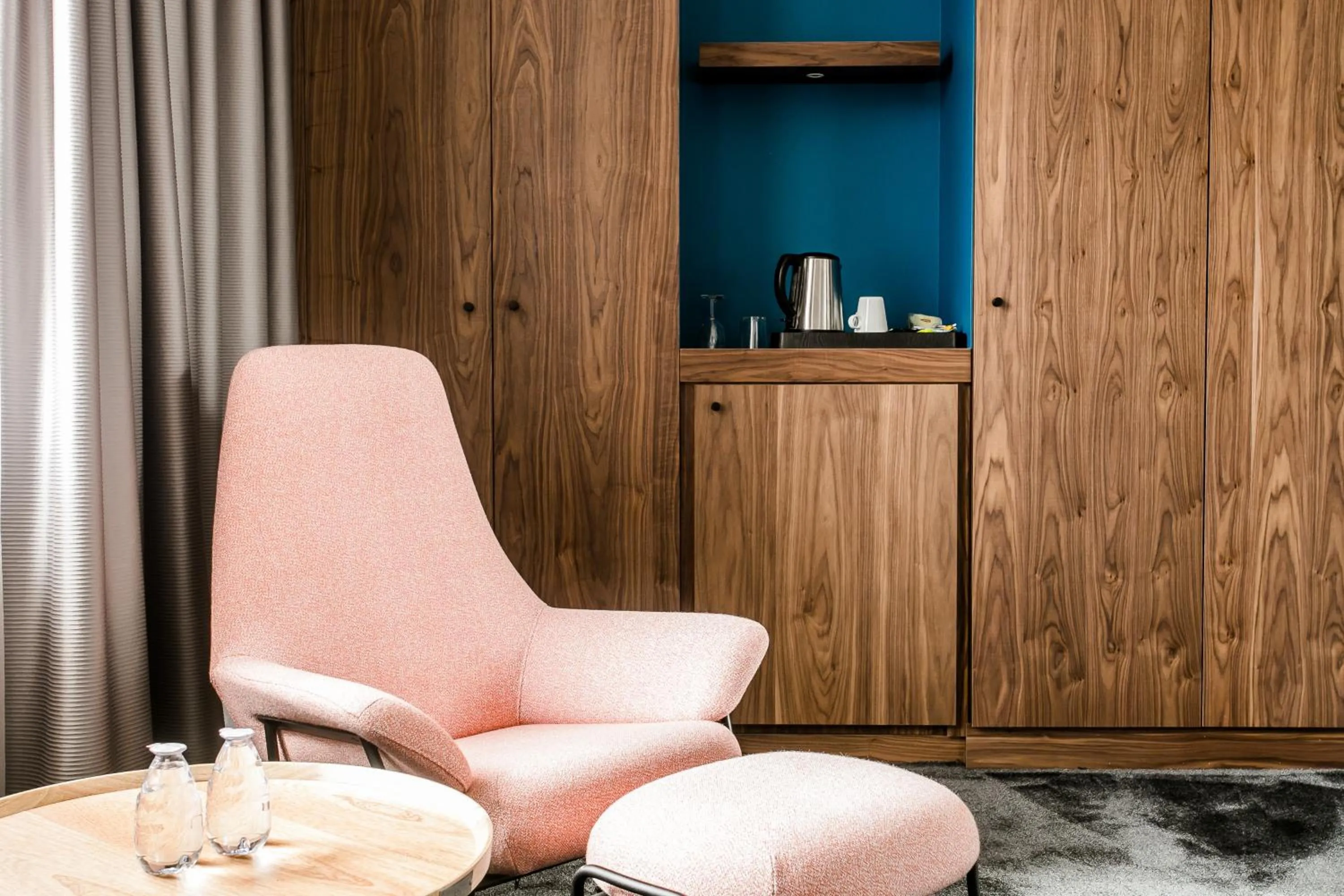 Bedroom in Chapeau Rouge par William Frachot - Hôtel Espace Bien-être & Restaurant étoilé