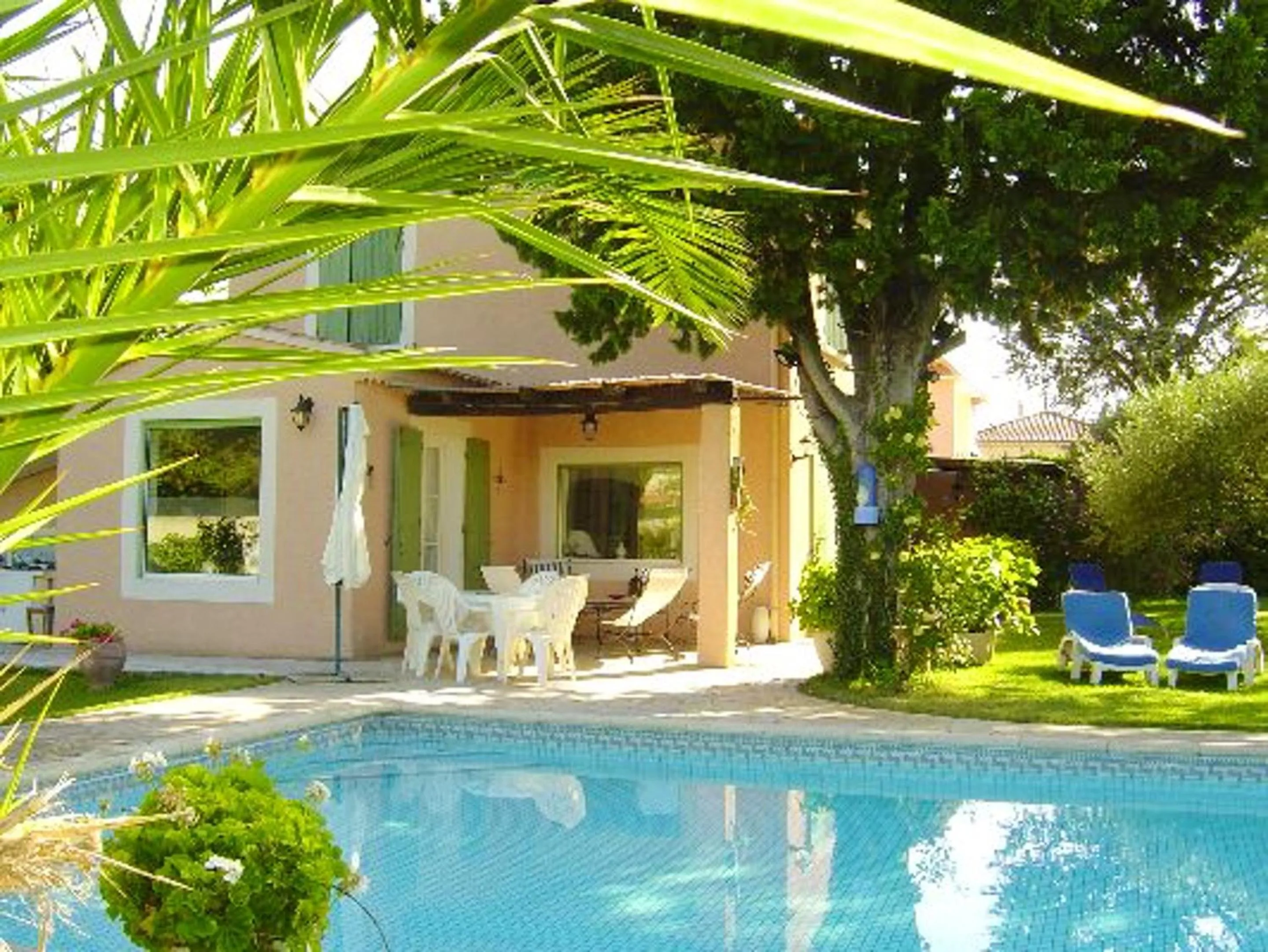 Maison chaleureuse à Orange avec piscine privée