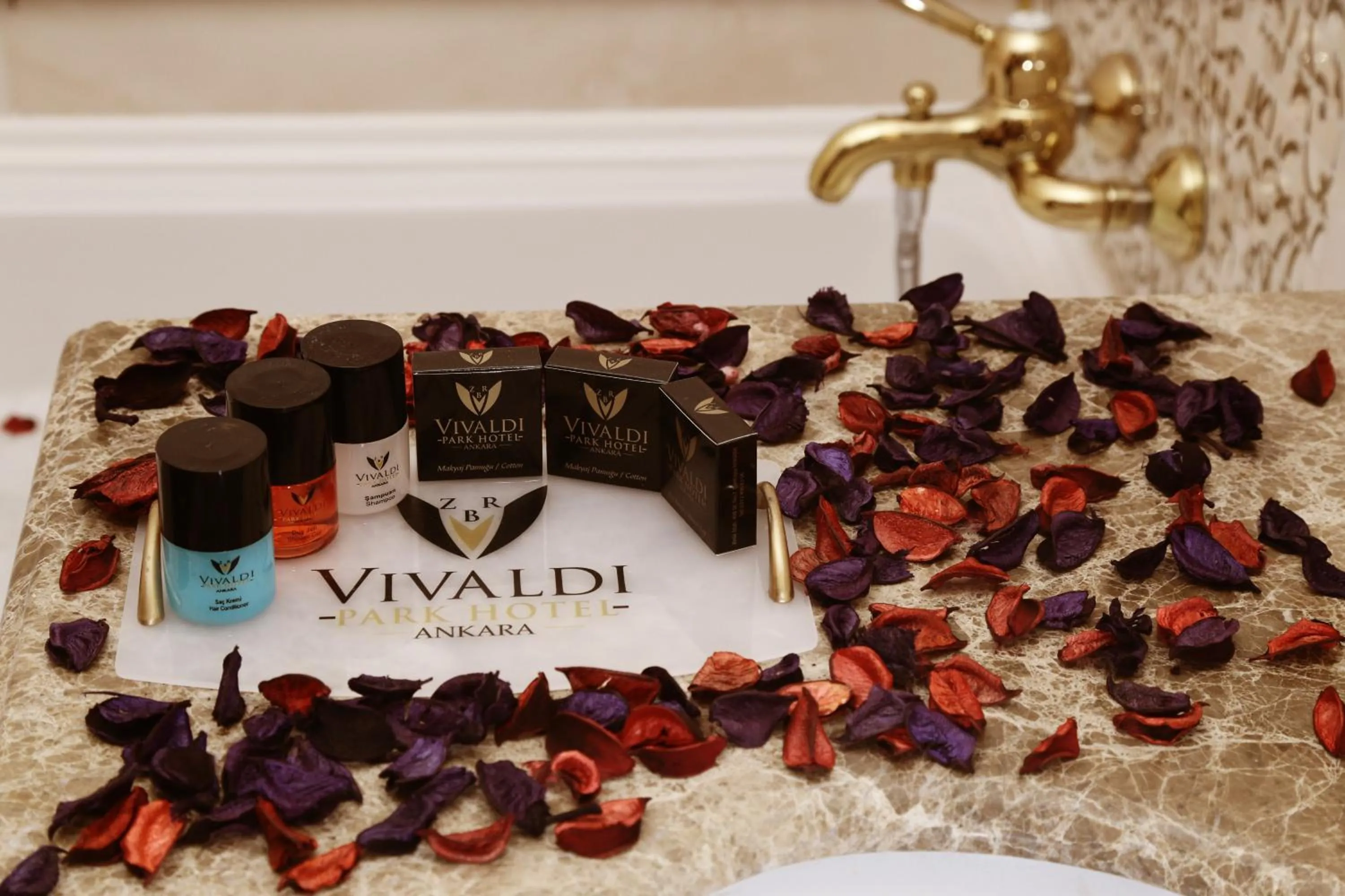 Shower in Vivaldi Park Hotel