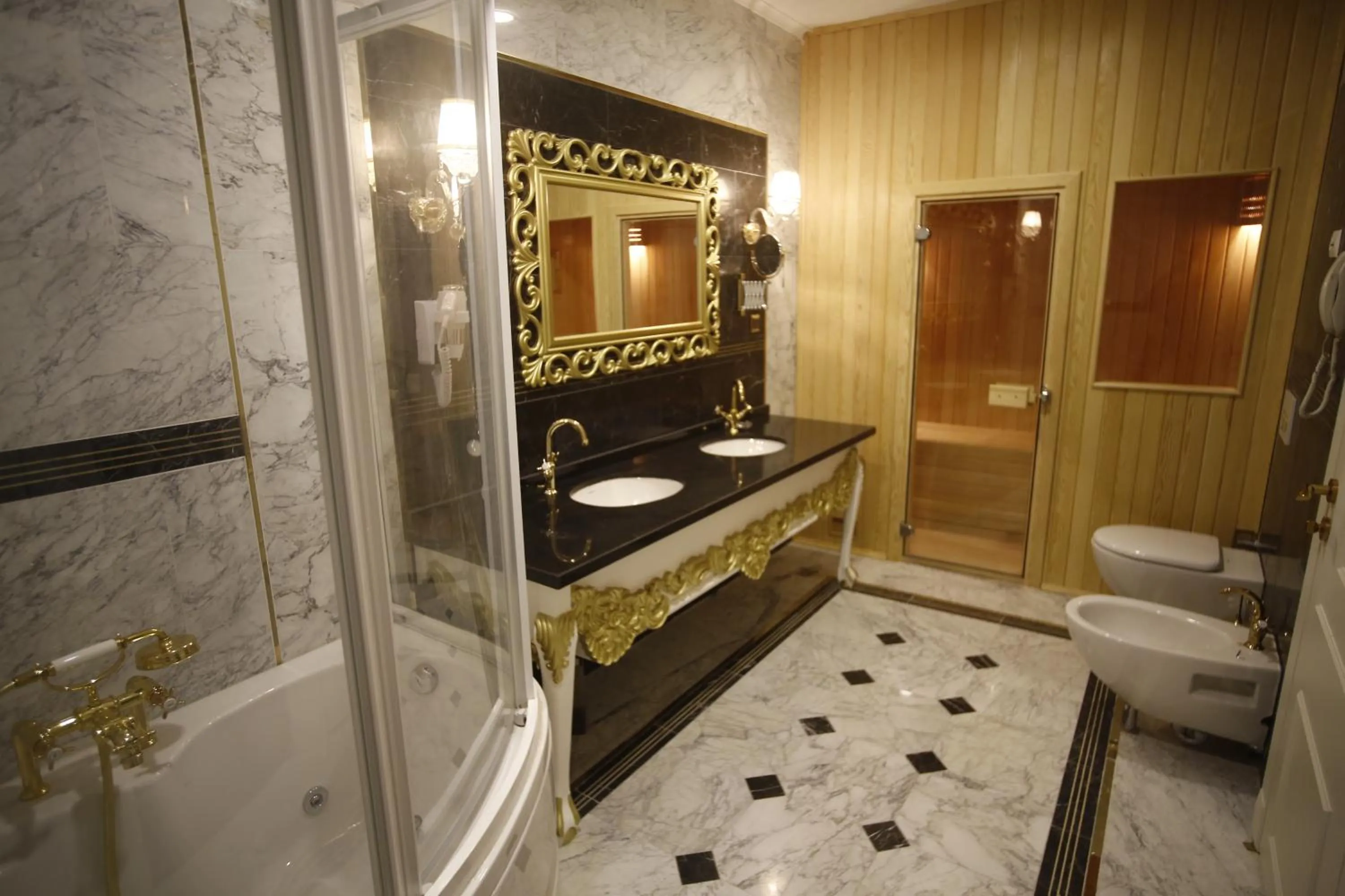 Bathroom in Vivaldi Park Hotel