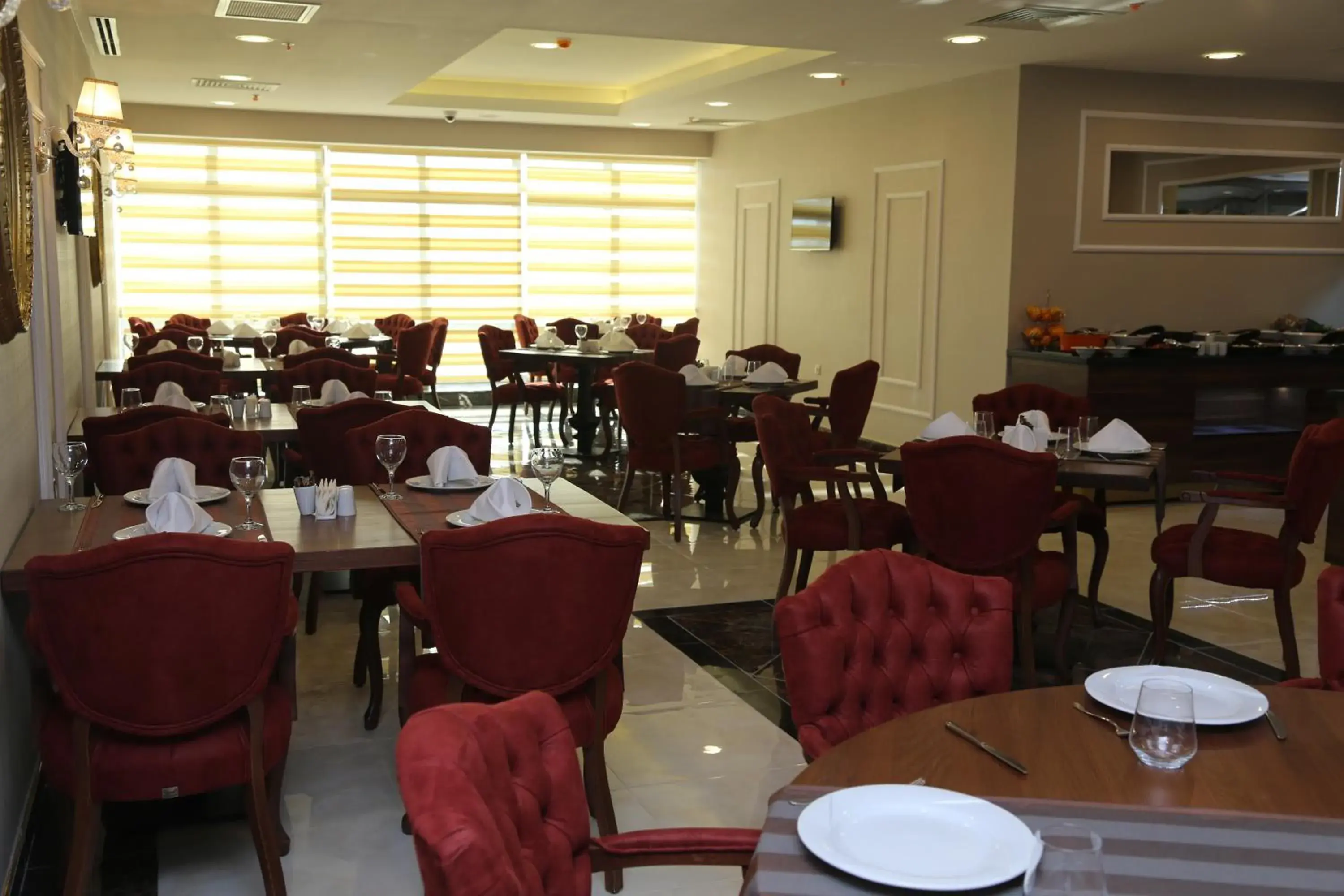 Restaurant/places to eat in Vivaldi Park Hotel Restaurant/places to eat in Vivaldi Park Hotel