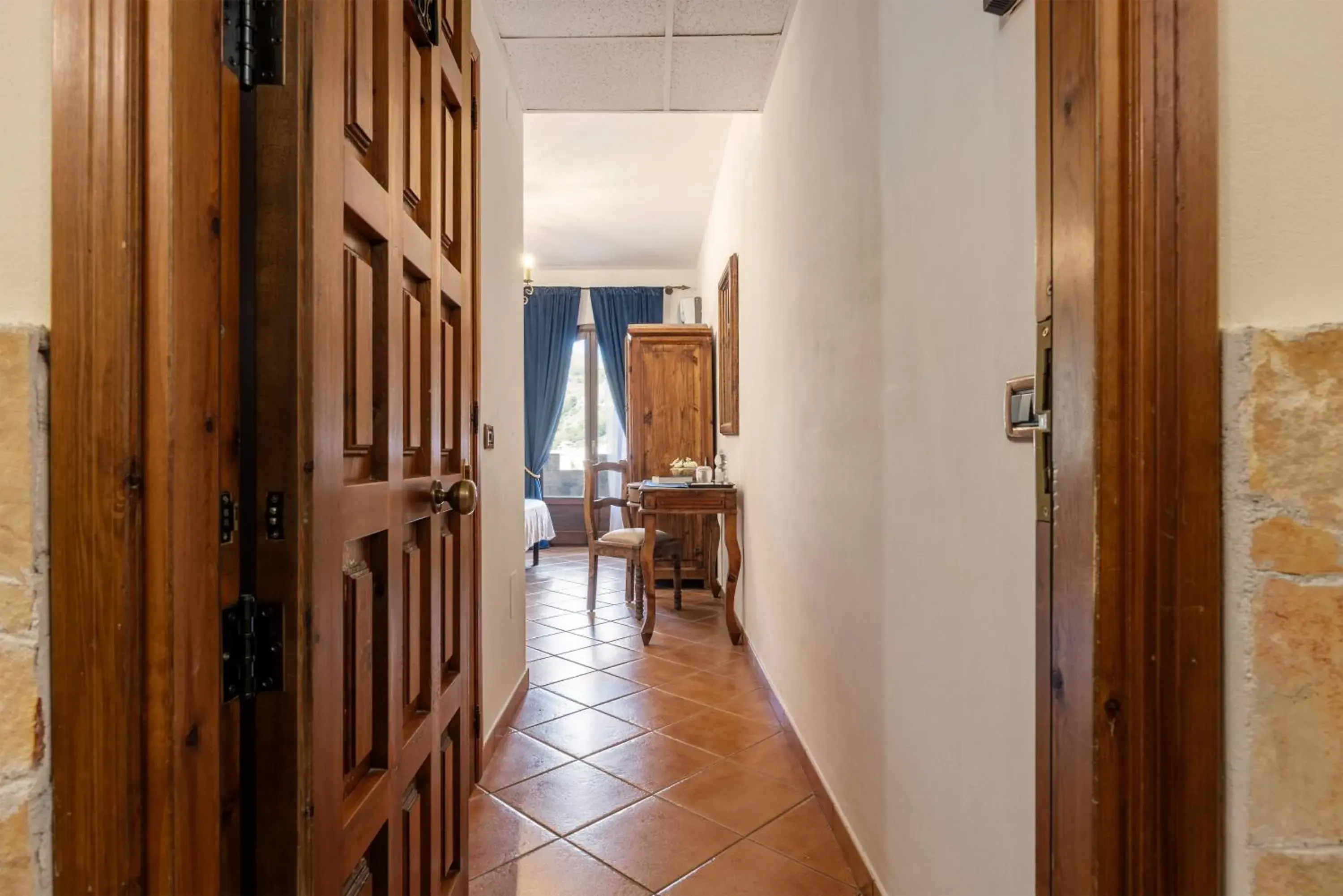 Triple Room in Hotel Castello di Giuliano Triple Room in Hotel Castello di Giuliano