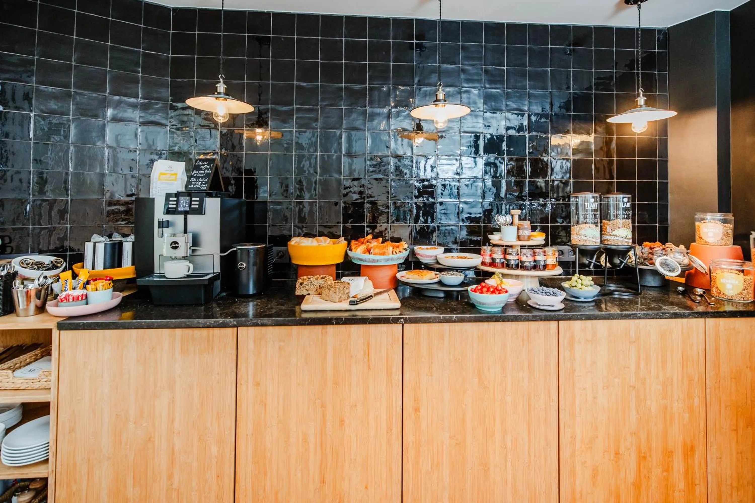 Breakfast in Boutique hotel Maison Emile