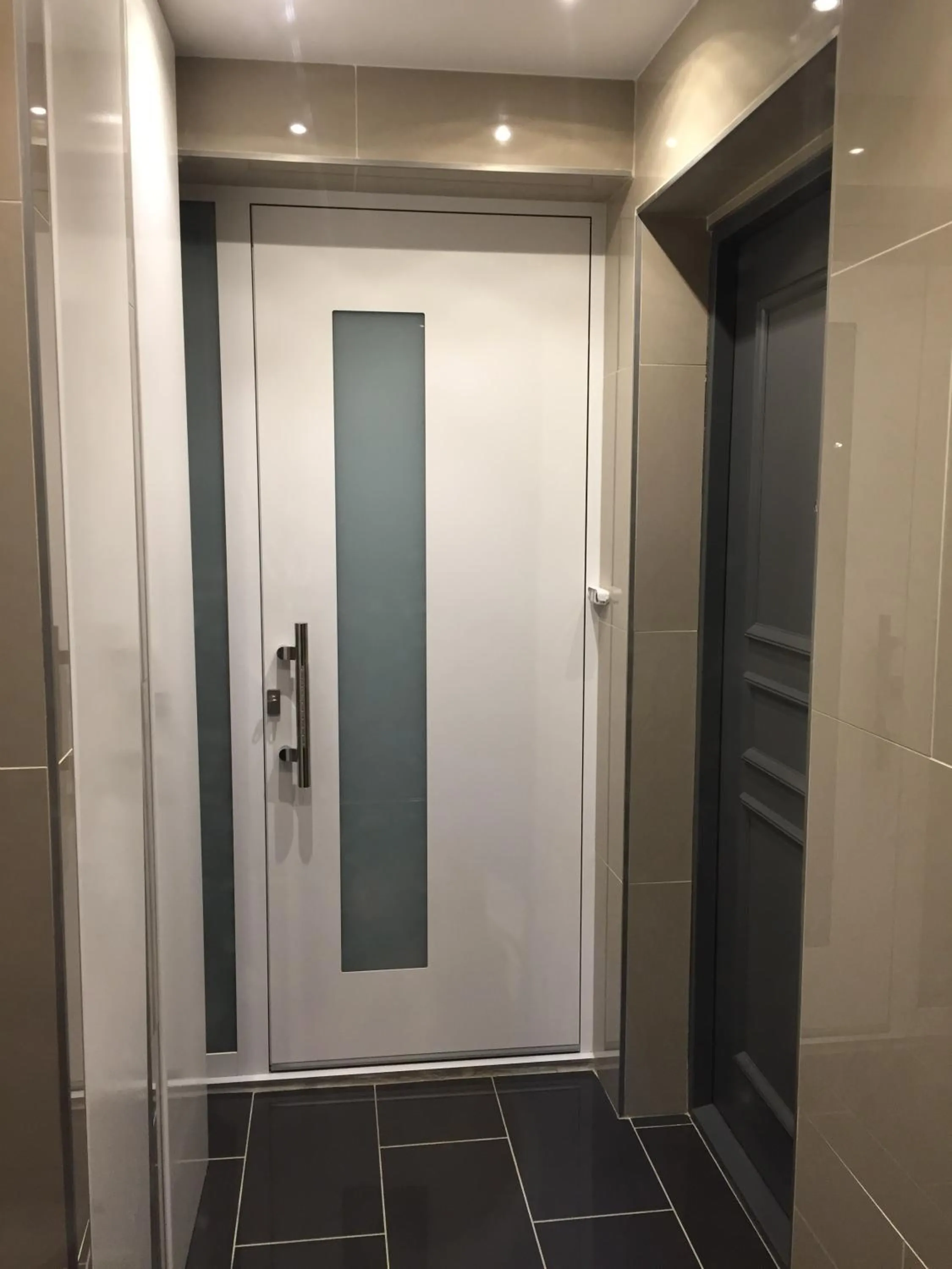 Facade/entrance in koechi