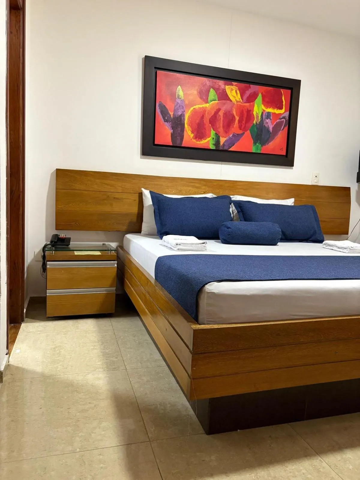 Bed in Hotel Monarca